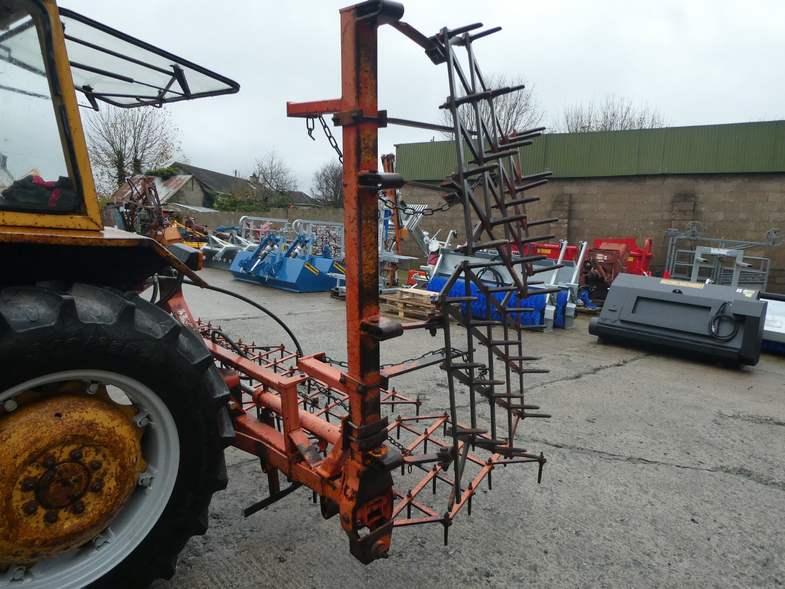 Parmiter 7 section pin harrow