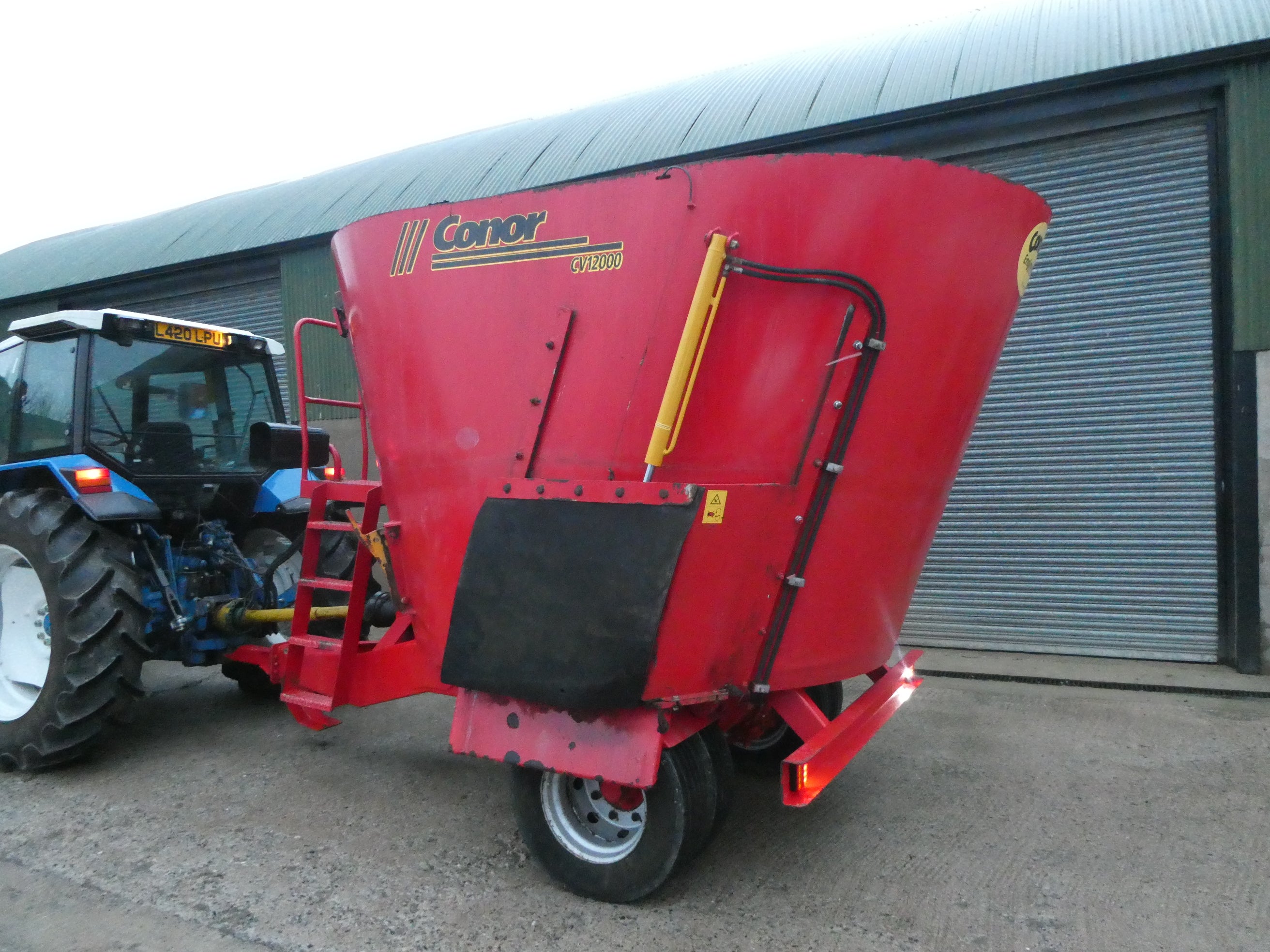 Conor Single auger Tub feeder