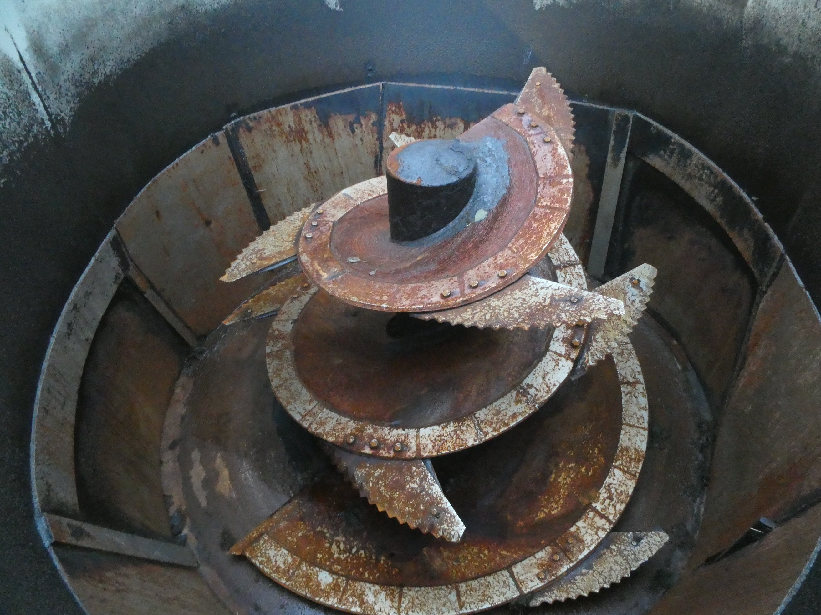 Conor Single auger Tub feeder