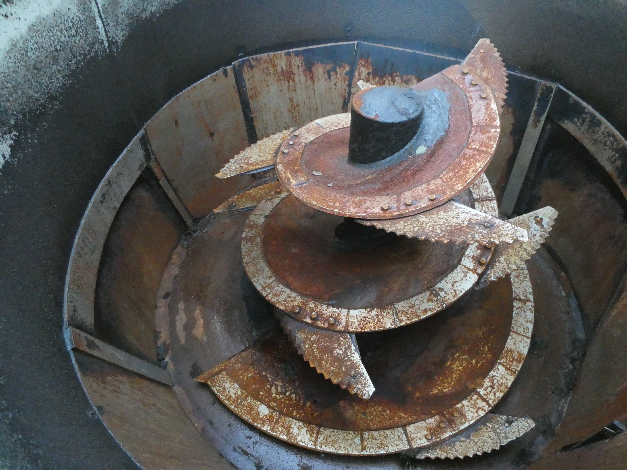 Conor Single auger Tub feeder