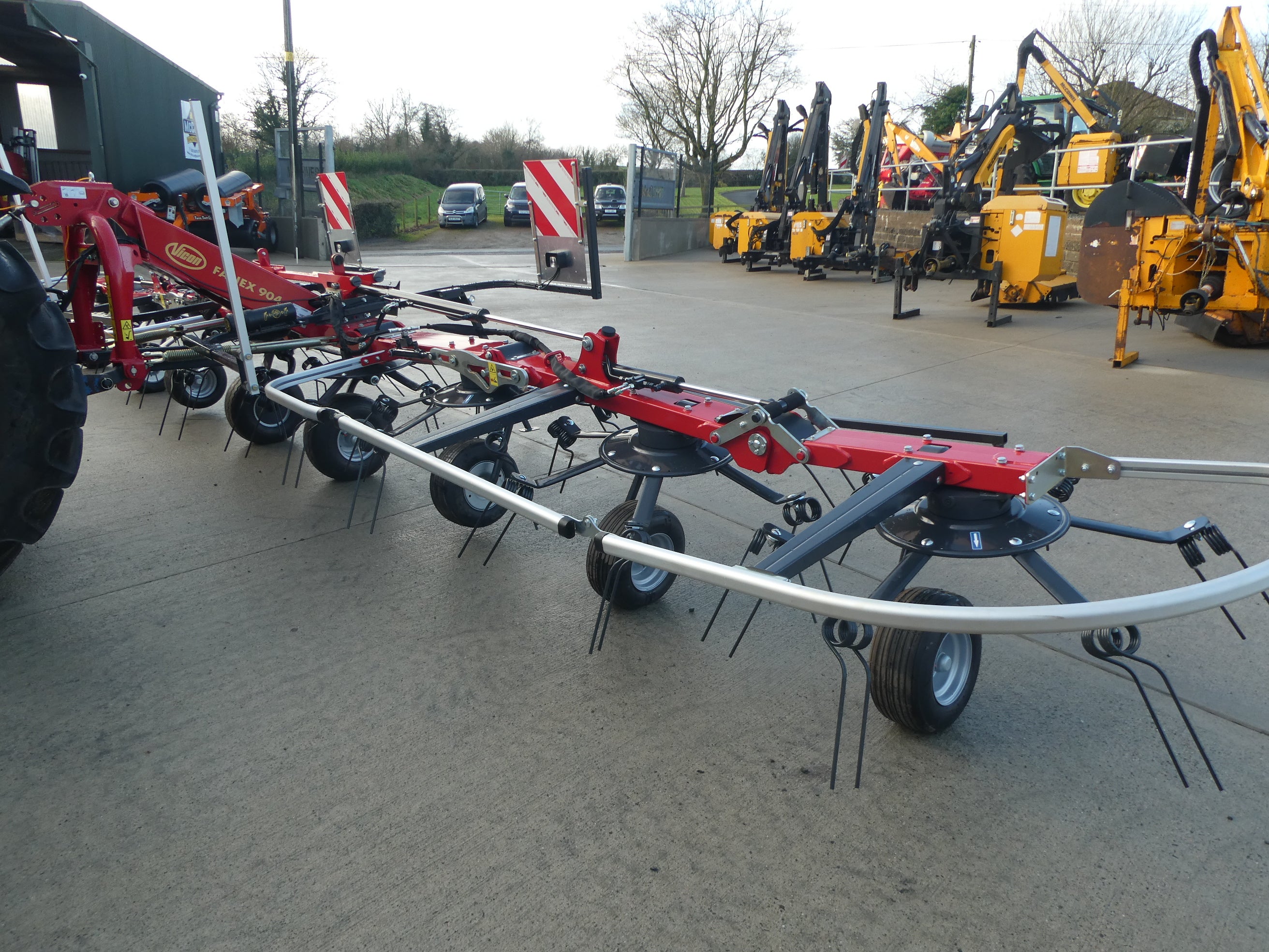 Vicon Fanex 904 8 rotor tedder