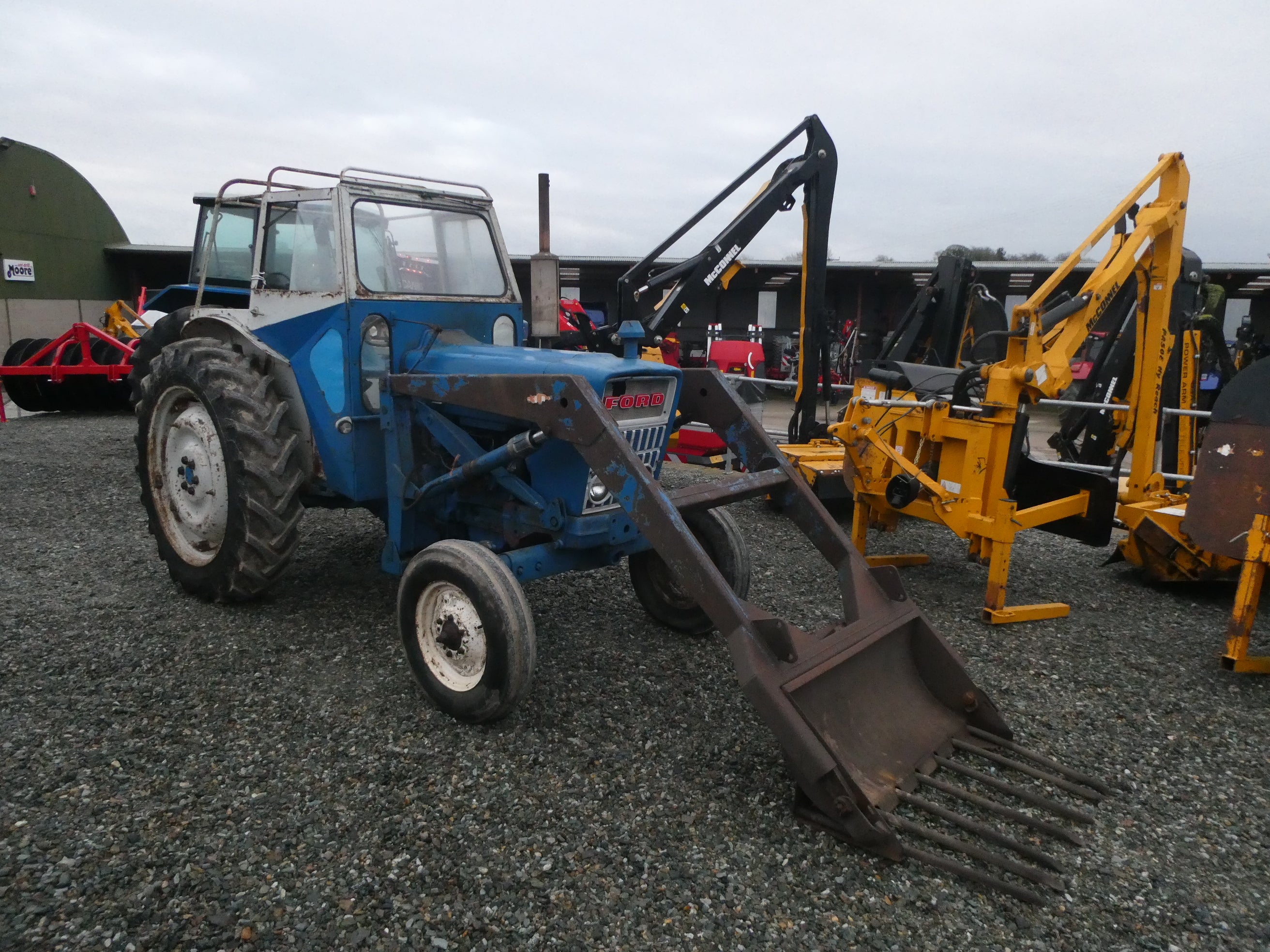 Ford 4000 2wd with loader