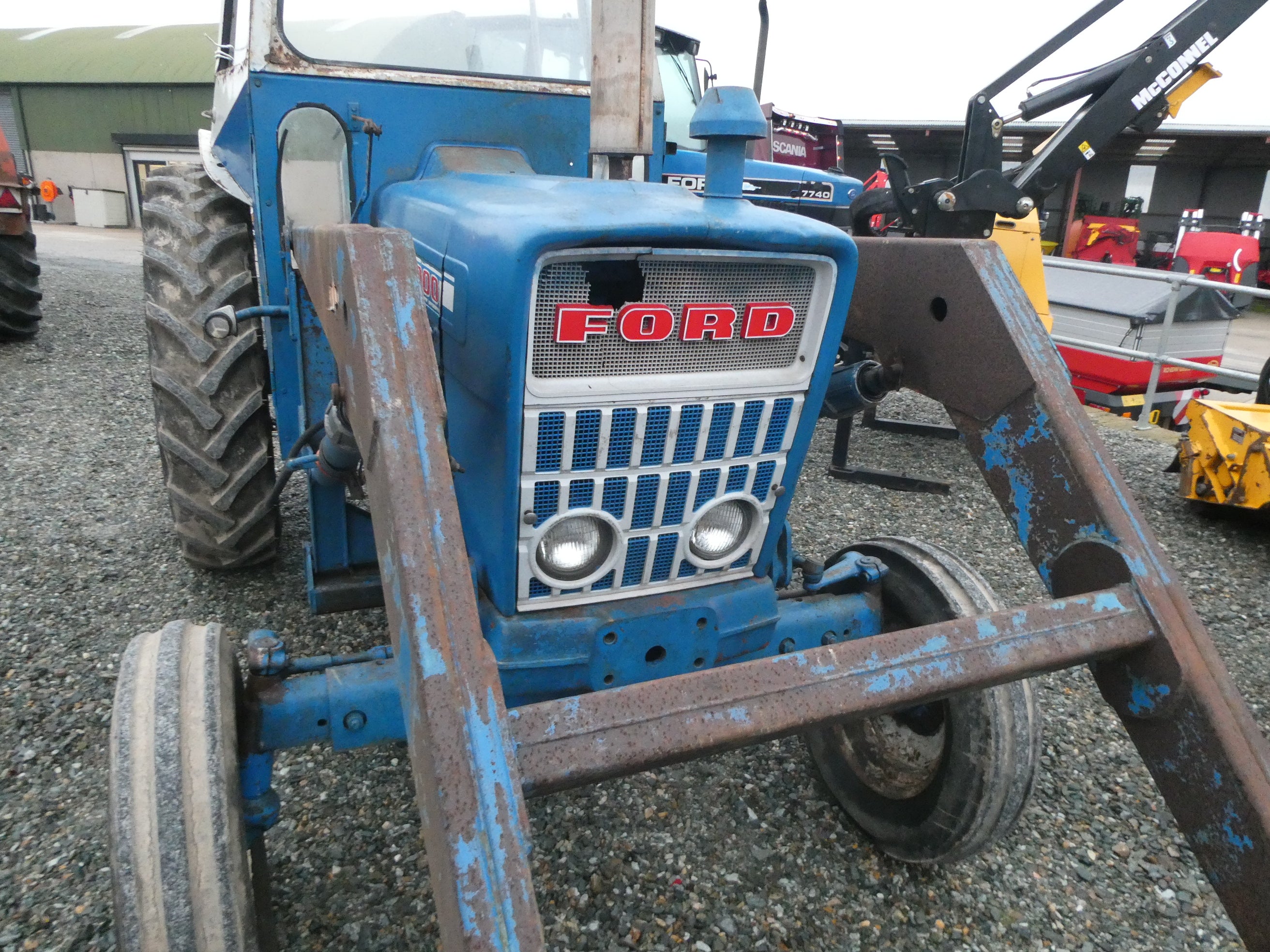 Ford 4000 2wd with loader