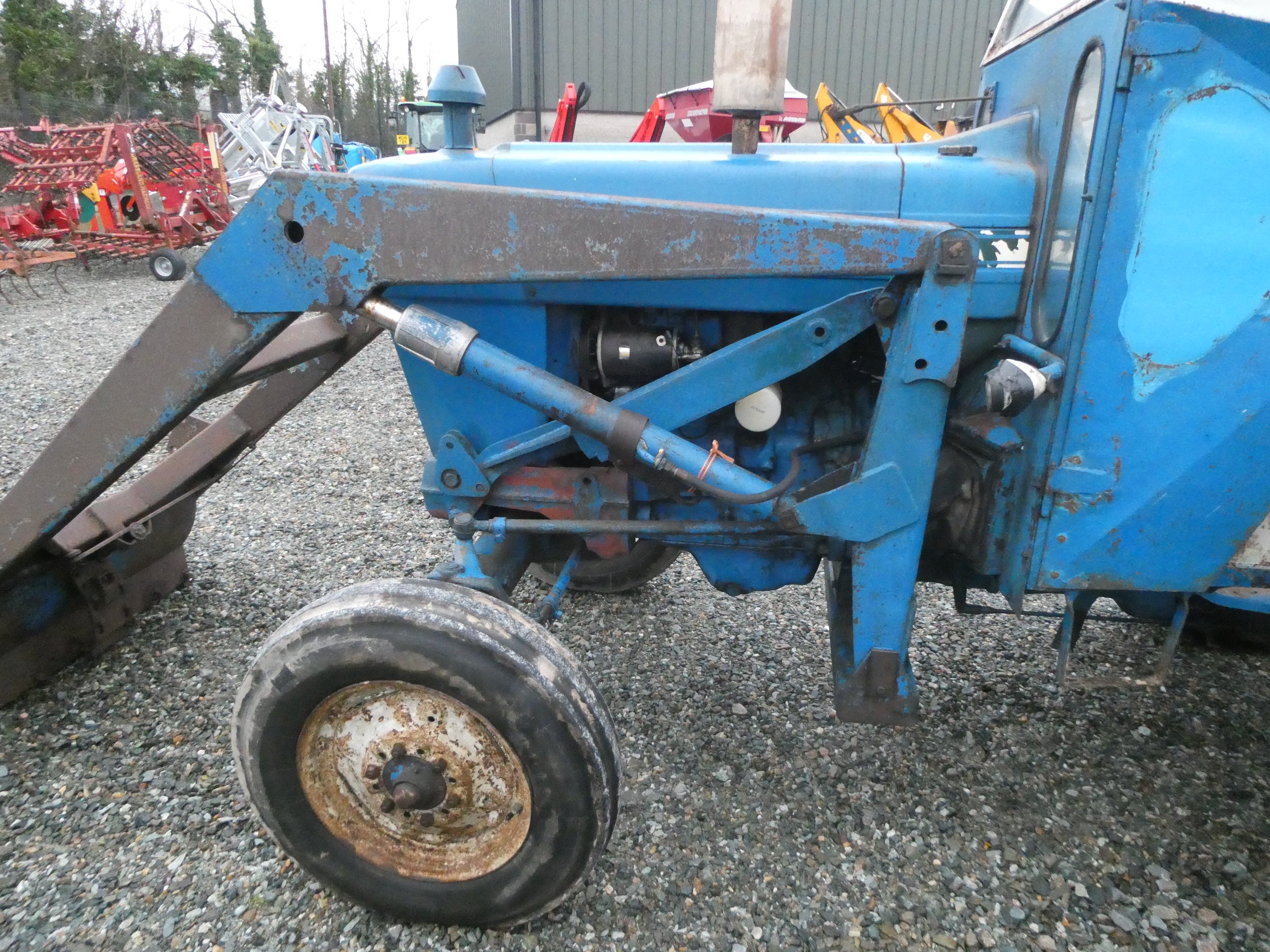 Ford 4000 2wd with loader