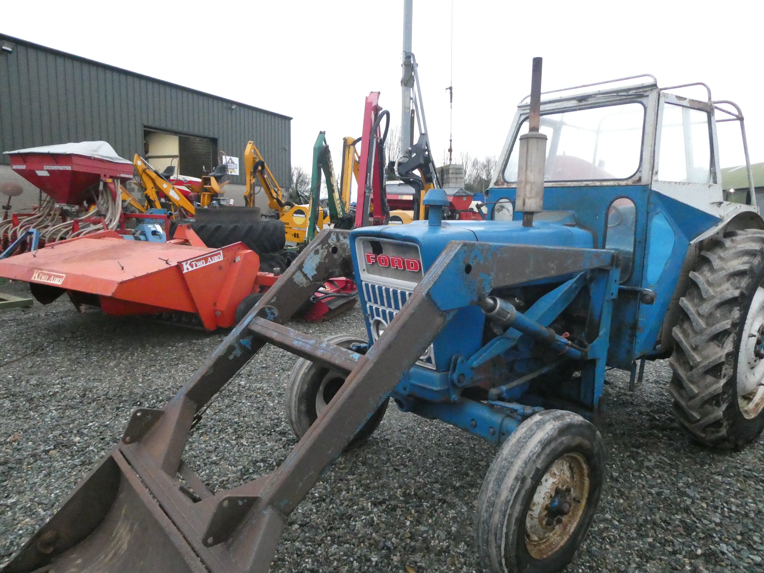 Ford 4000 2wd with loader