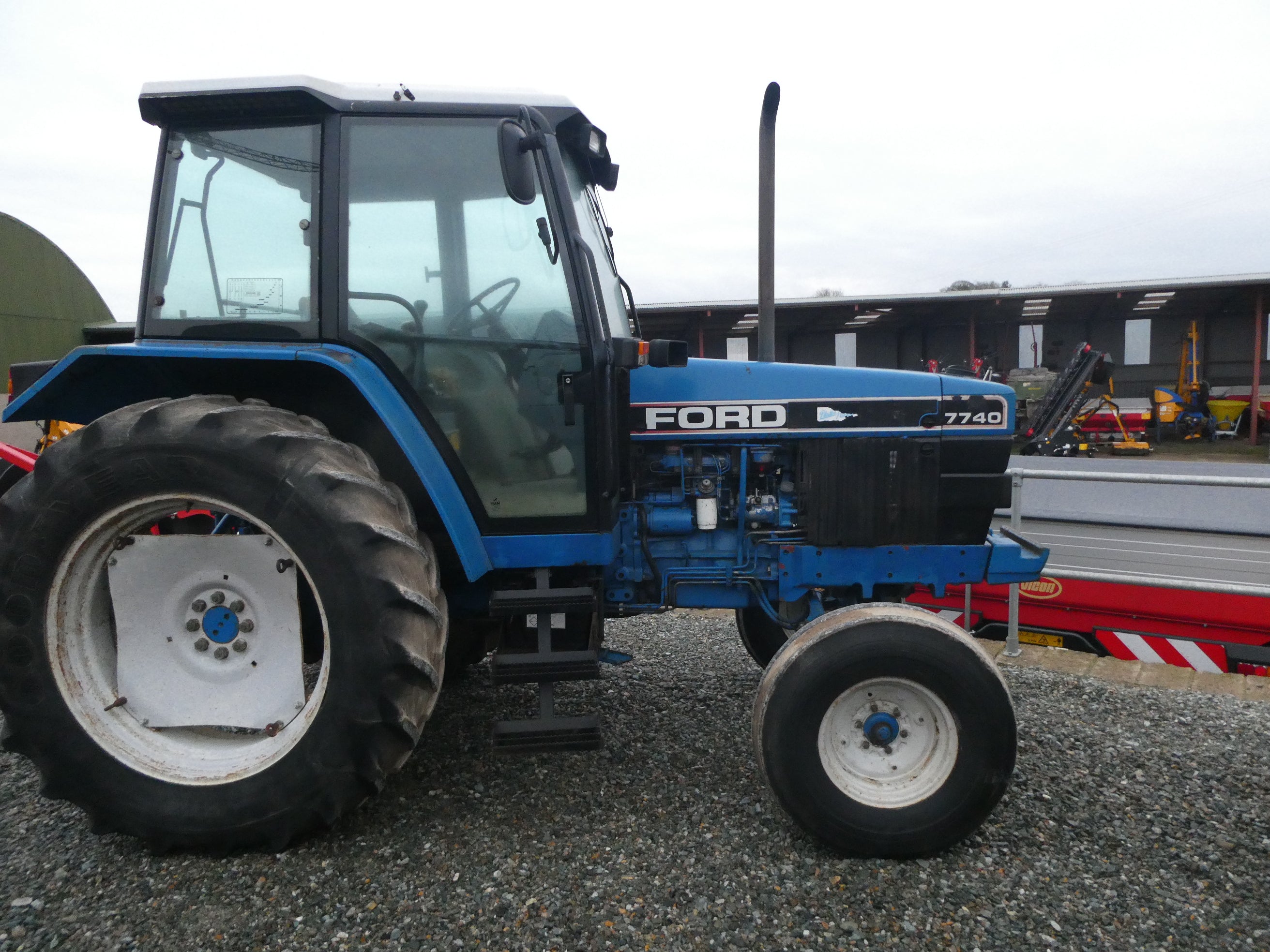 Ford 7740 2wd
