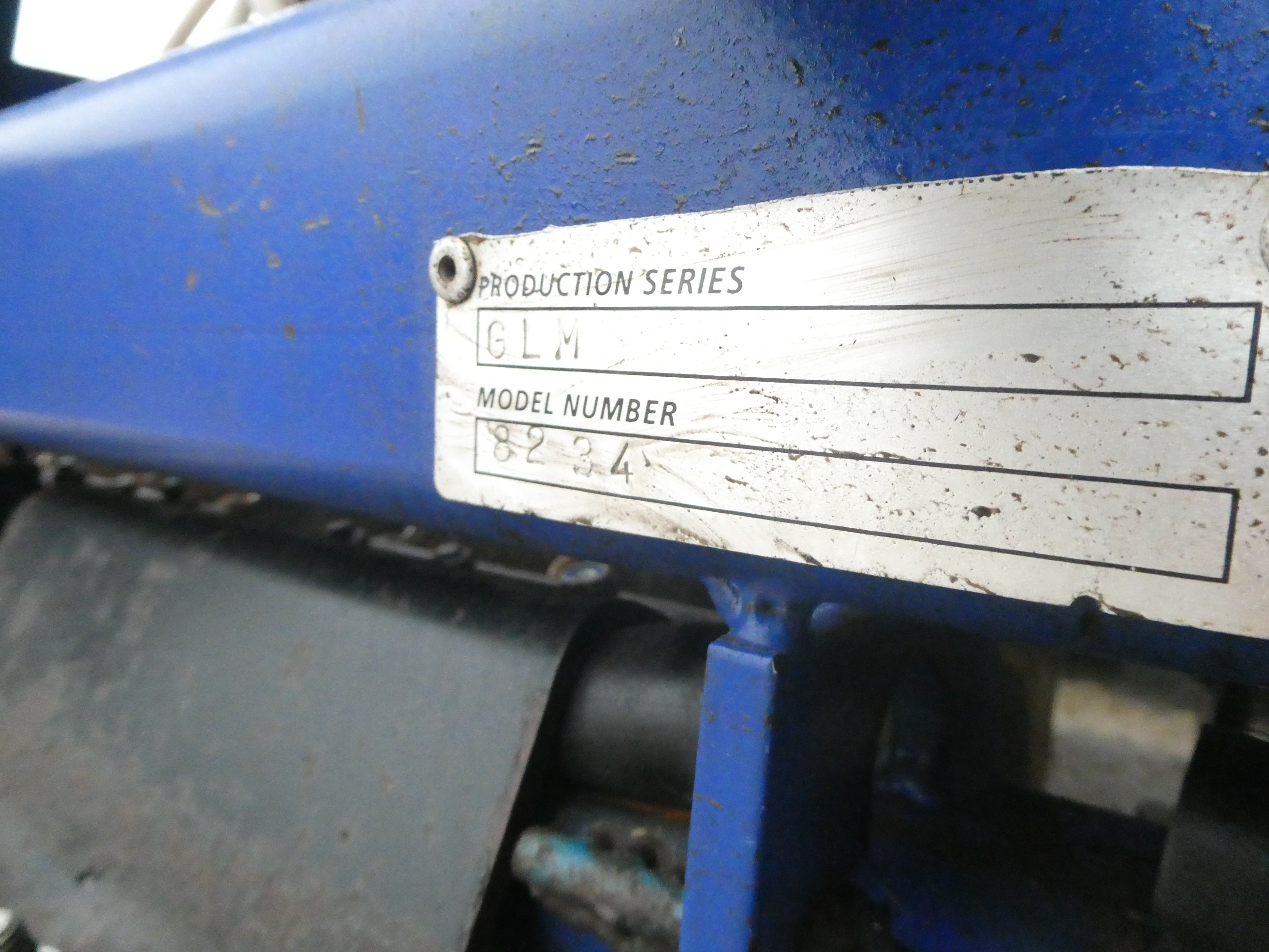Used Moore 32 row Grassland UniDrill