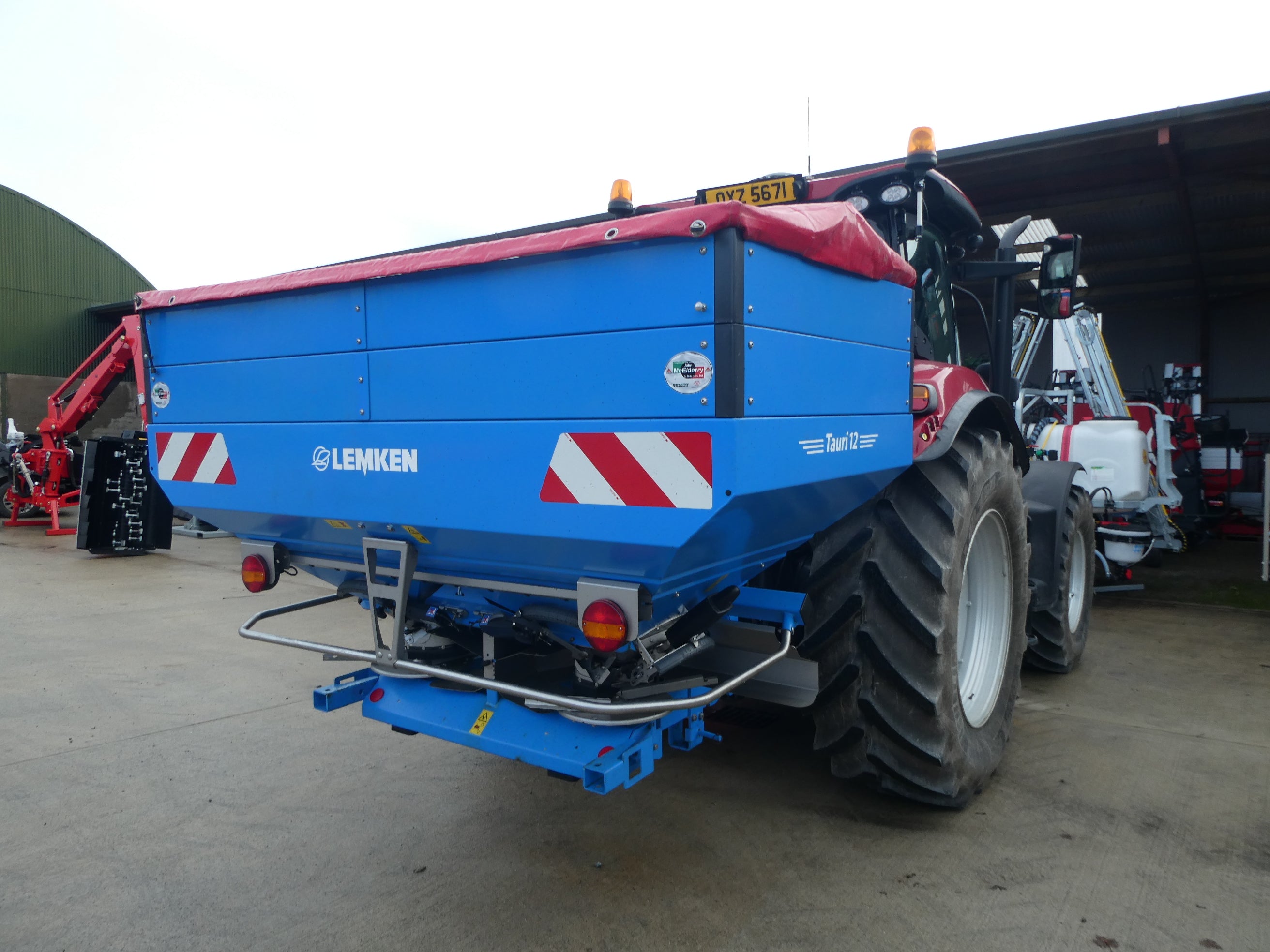 Lemken Tauri 12 Twin Disc Fertiliser Spreader