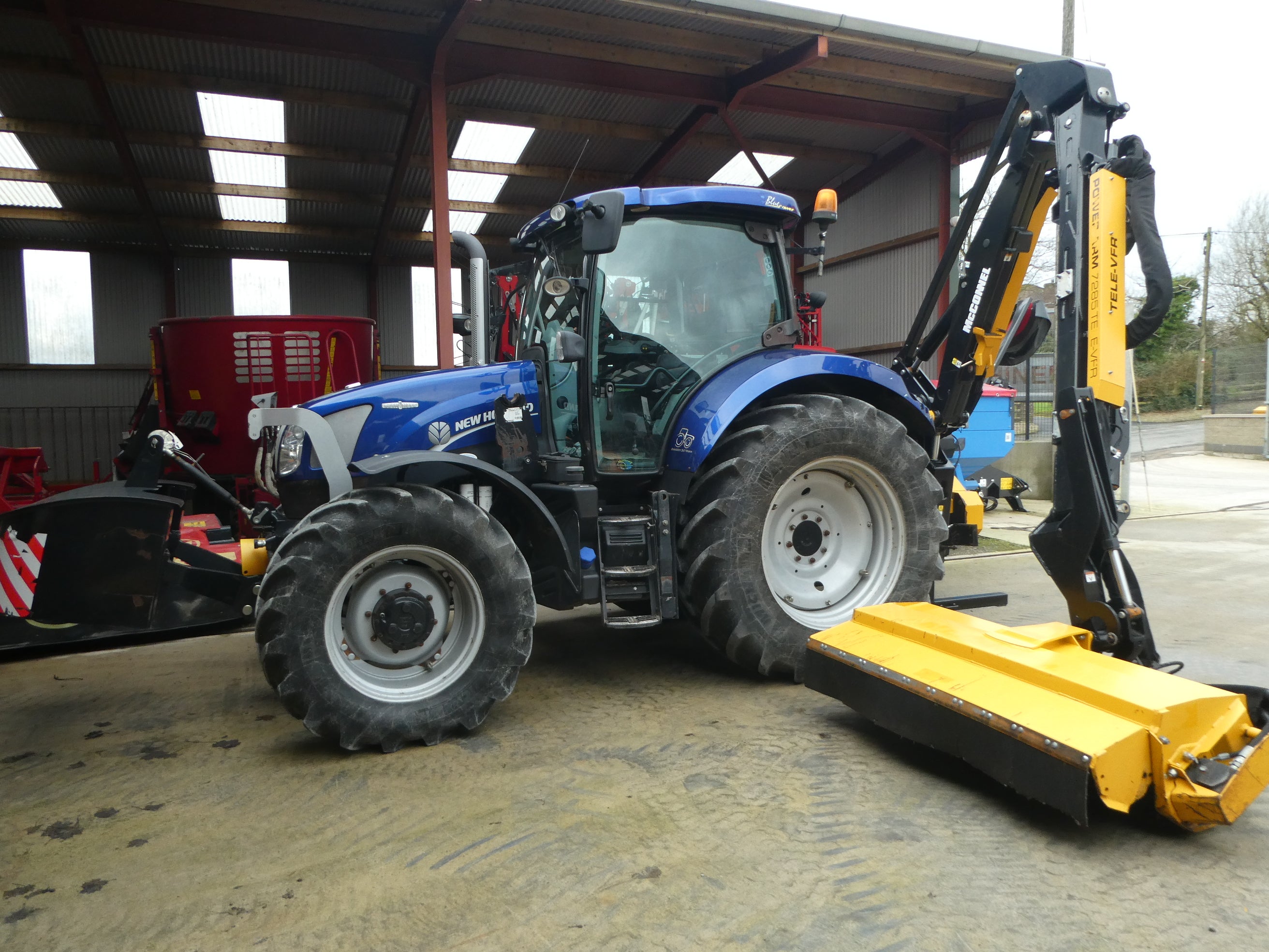 2024 McConnel PA7285 VFR Hedgecutter