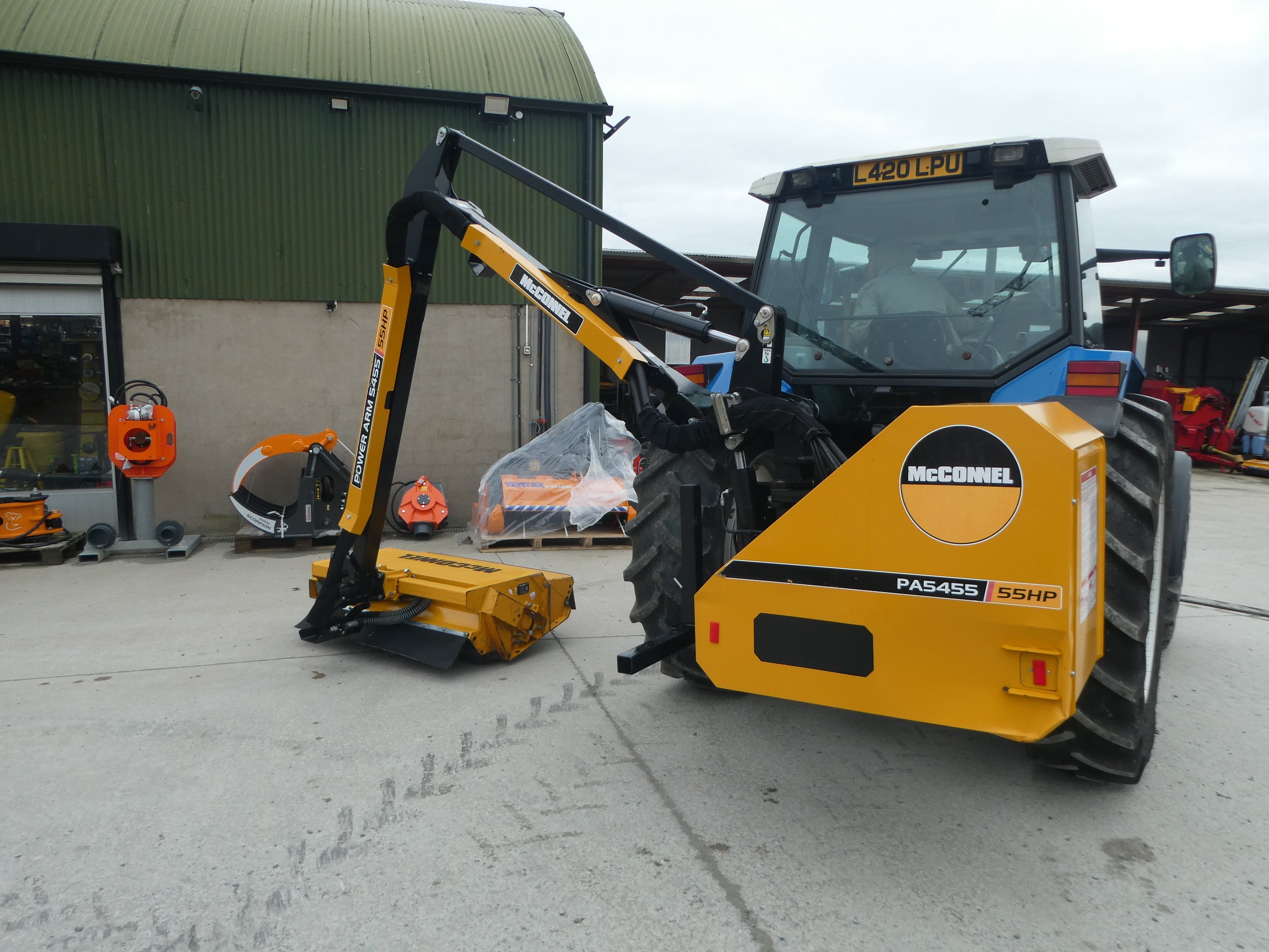 McConnel PA5455 Hedgecutter