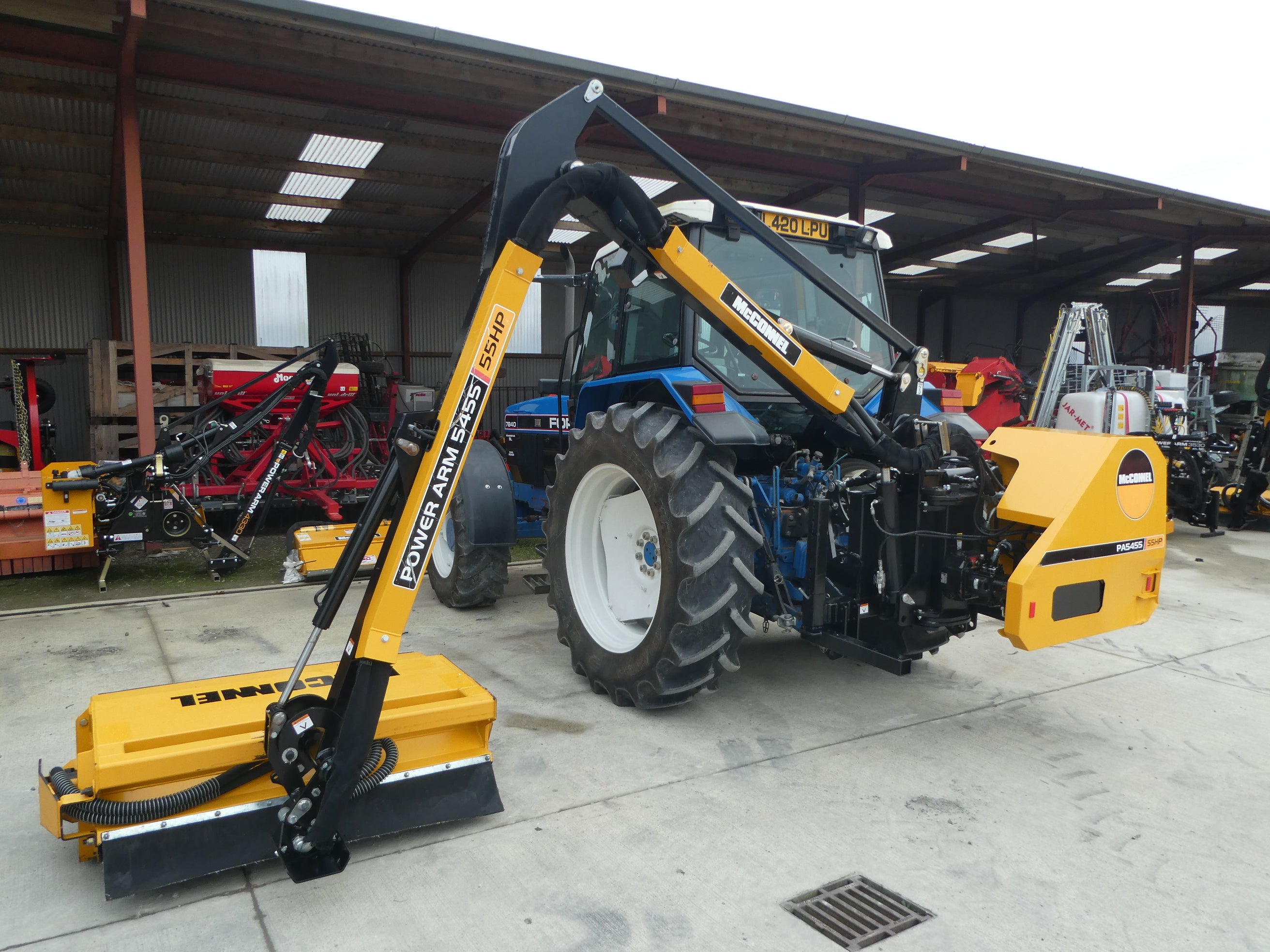 McConnel PA5455 Hedgecutter