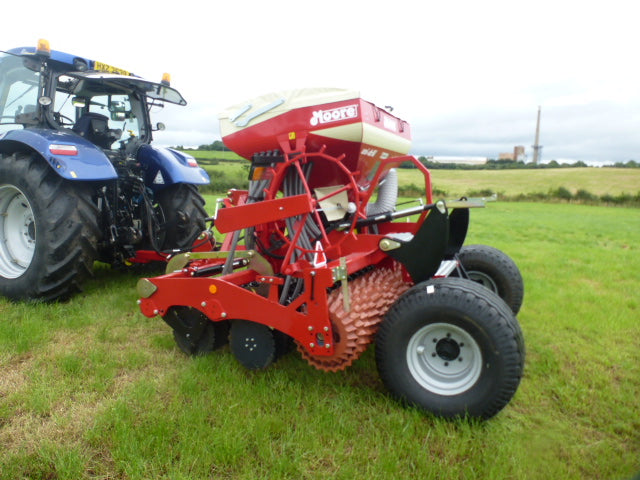 Moore Trailed 32 row Grassland UniDrill