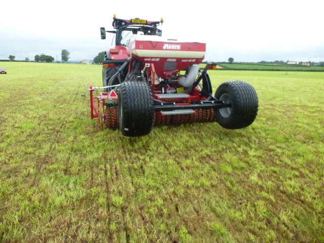 Moore Trailed 32 row Grassland UniDrill