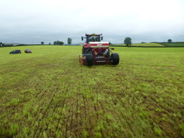 Moore Trailed 32 row Grassland UniDrill