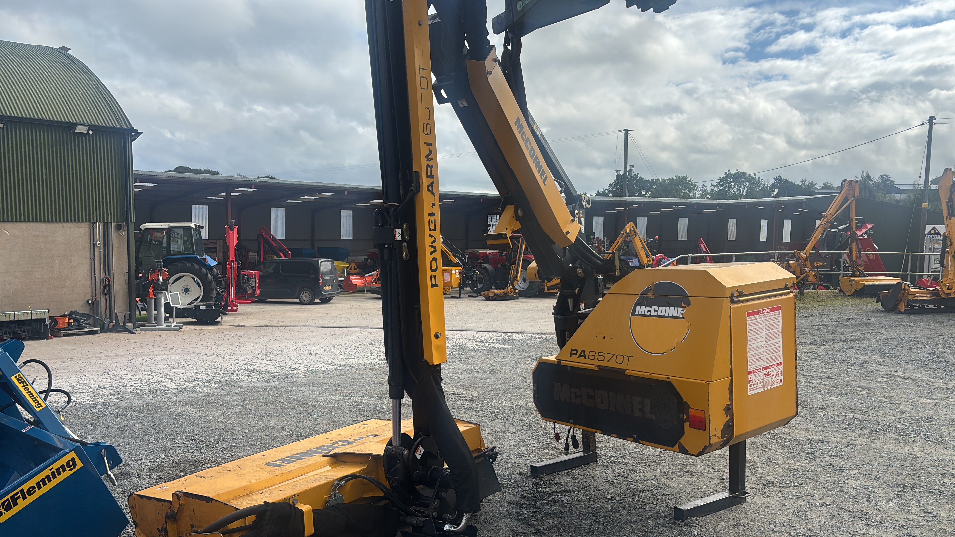 McConnel PA6570 Hedgecutter