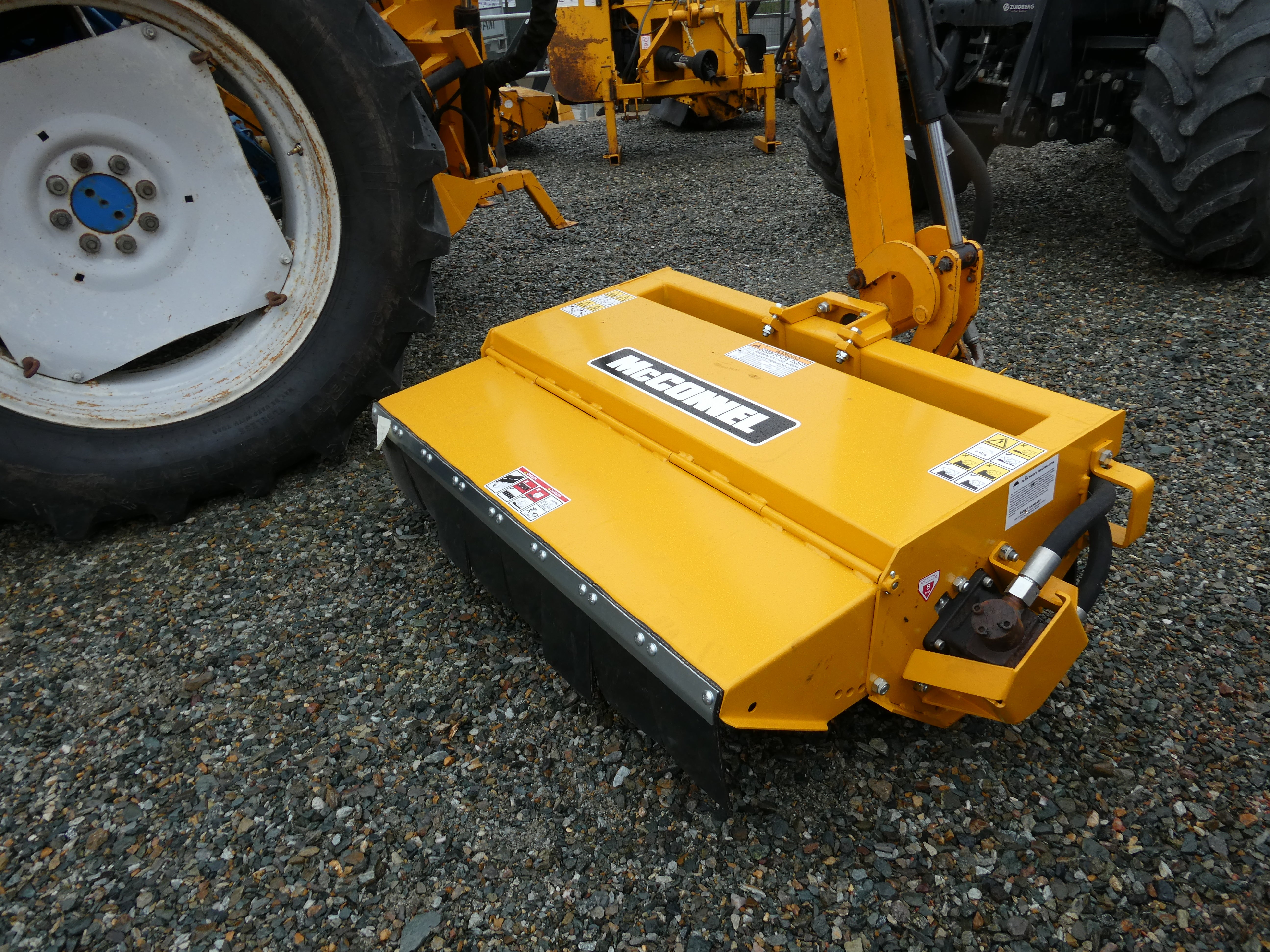 McConnel PA93E Hdgecutter