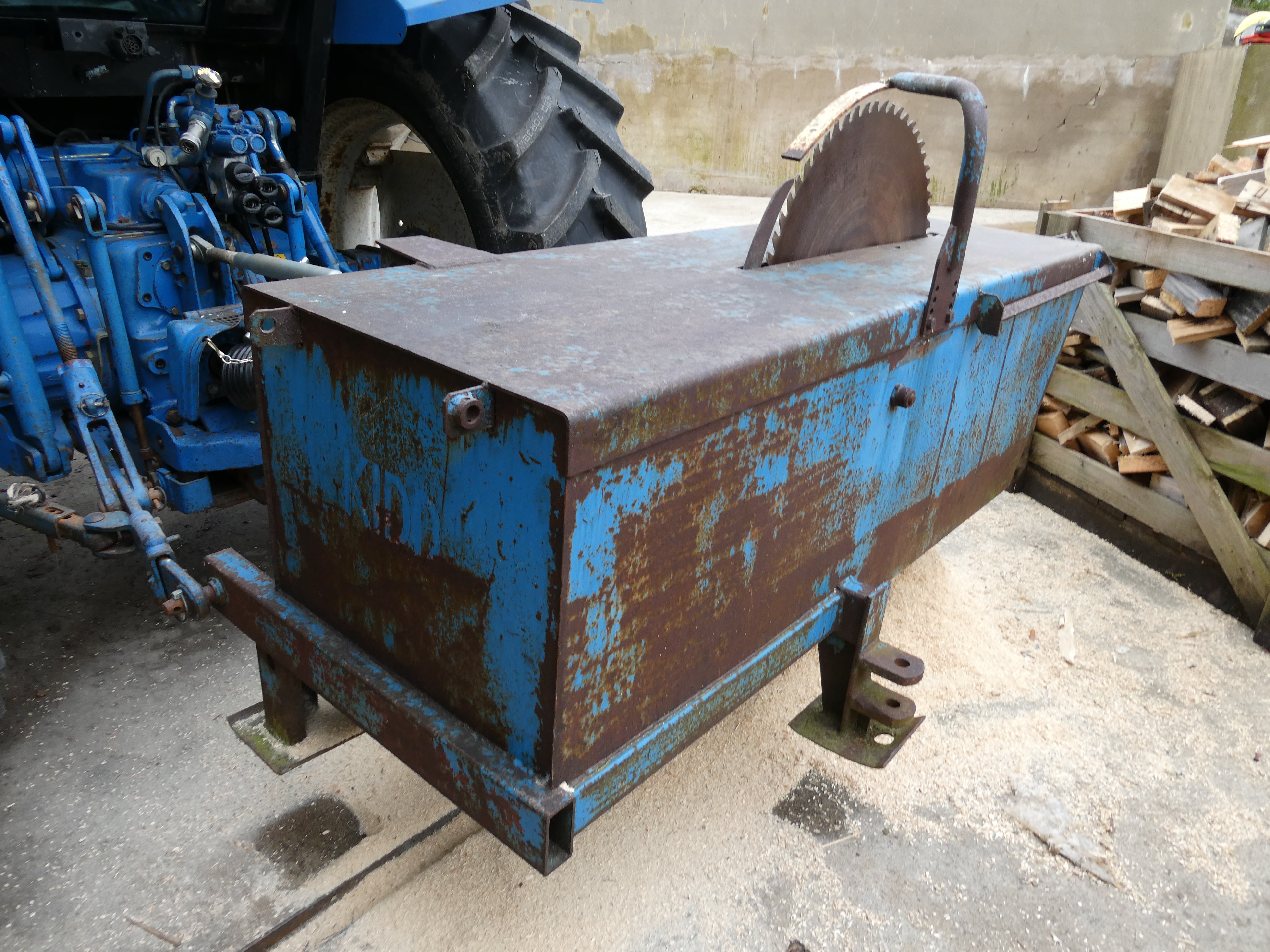 Kidd PTO Saw Bench