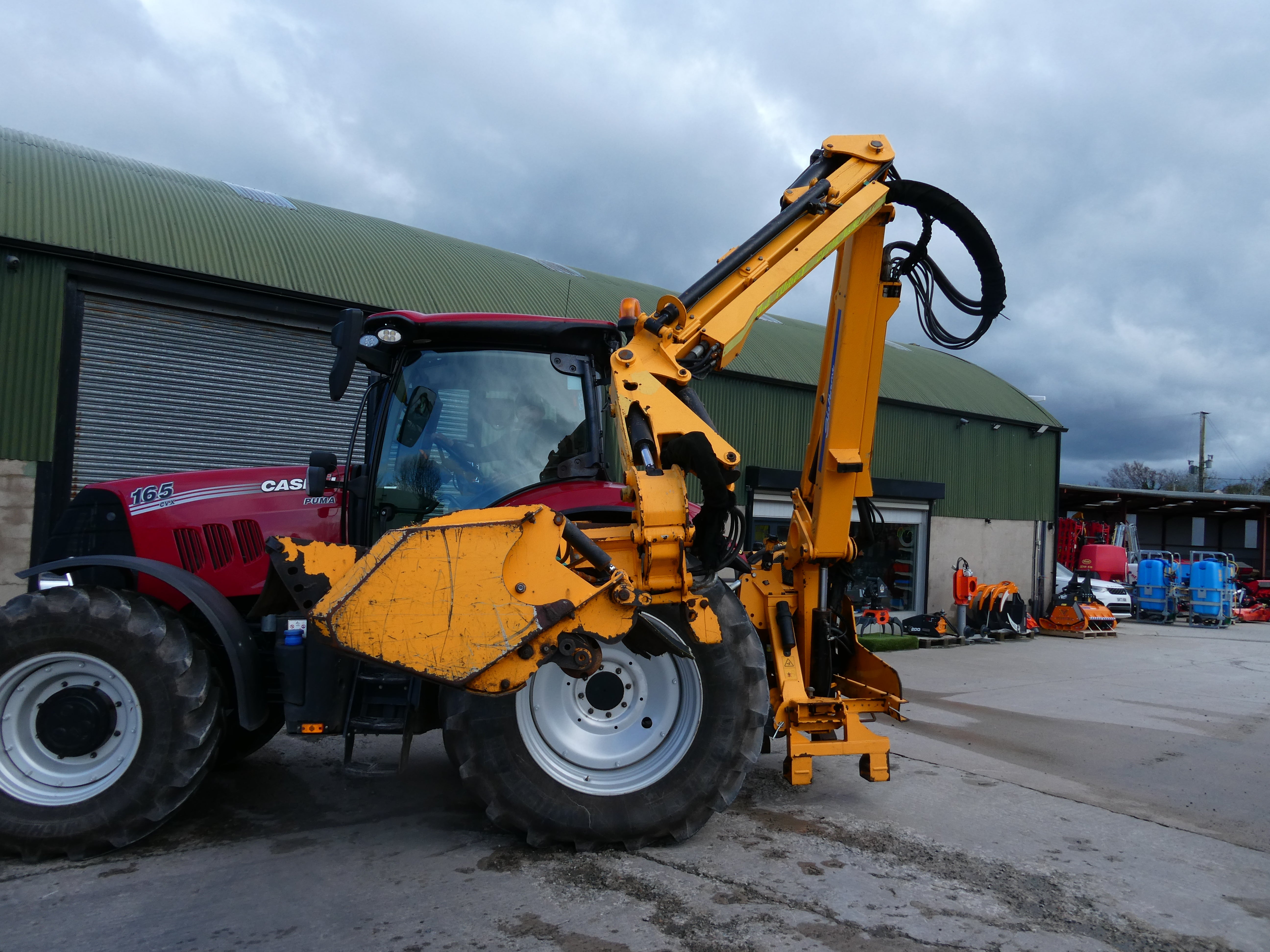 ShelbourneHD775VFR Hedgecutter waiting to be checked over