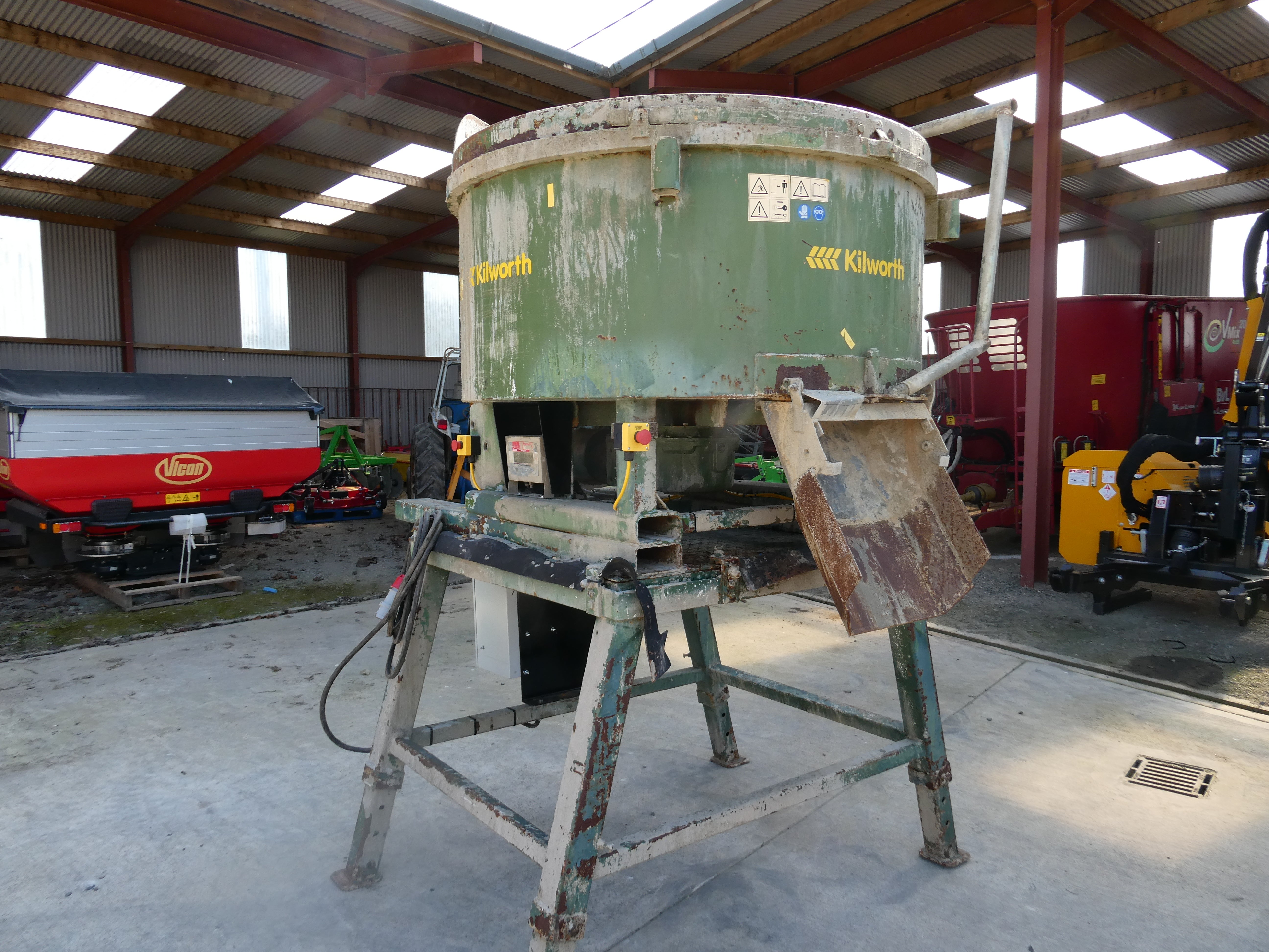 Kilworth Pan Mixer with Electric Motor