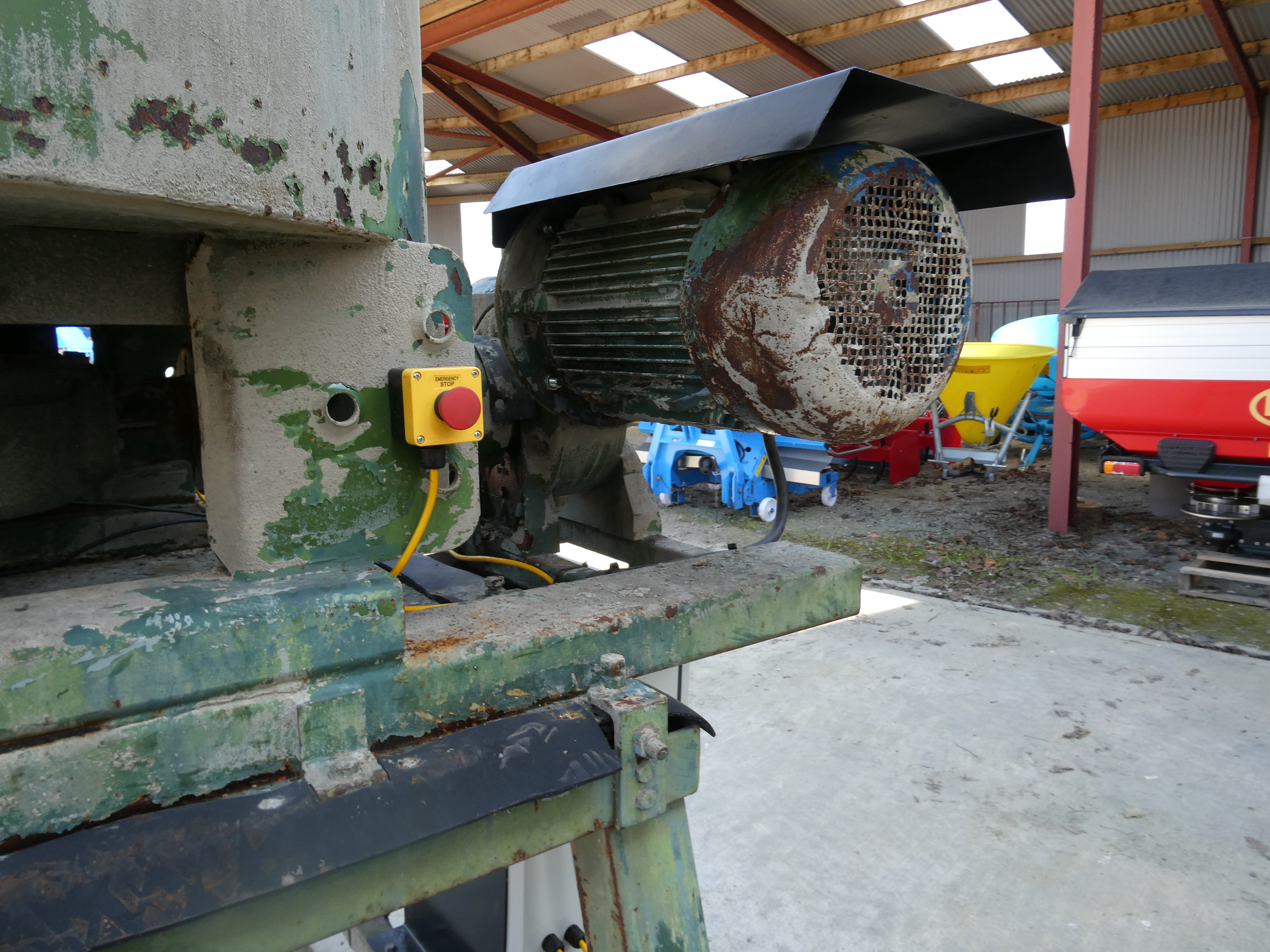 Kilworth Pan Mixer with Electric Motor
