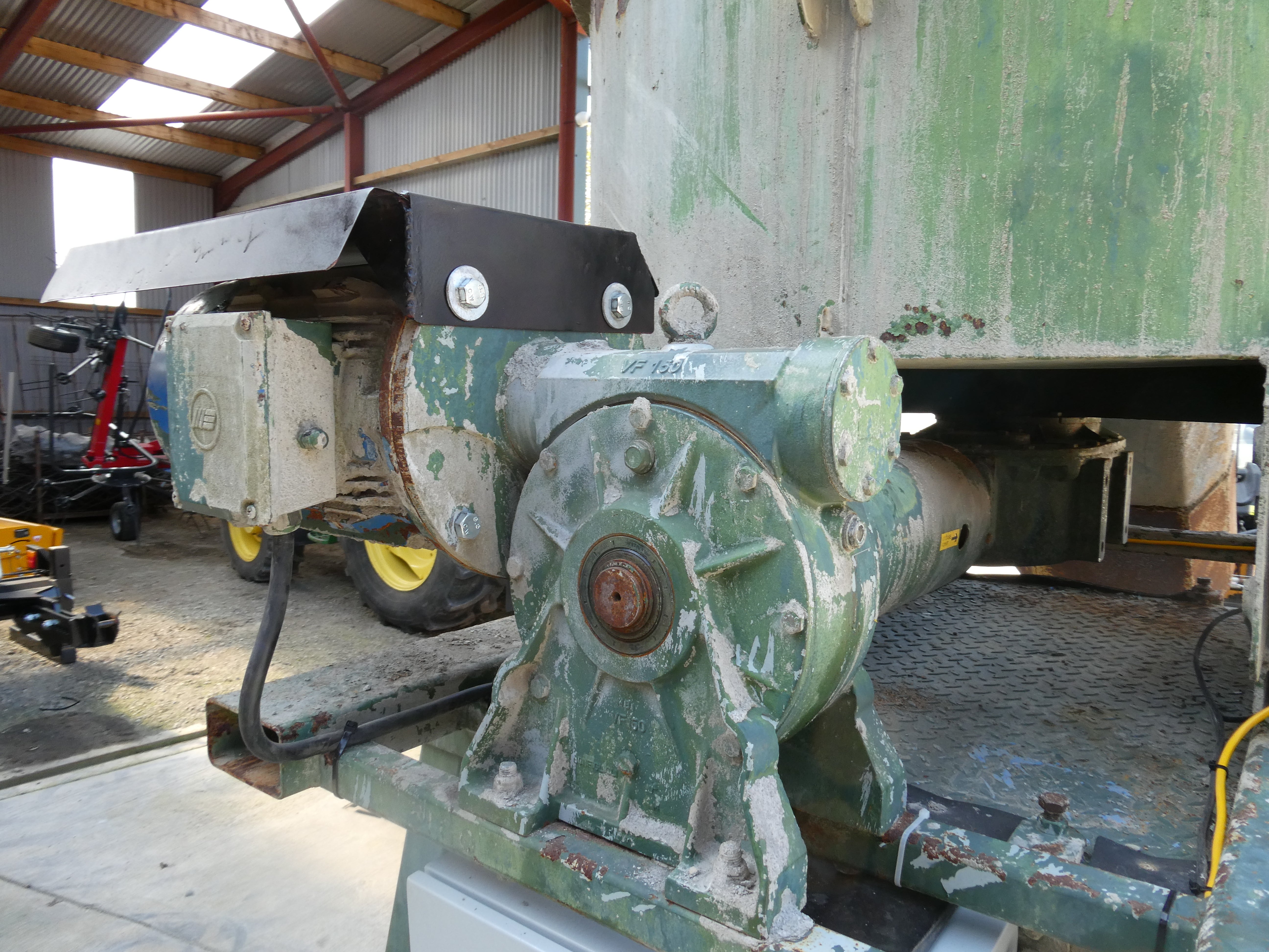 Kilworth Pan Mixer with Electric Motor