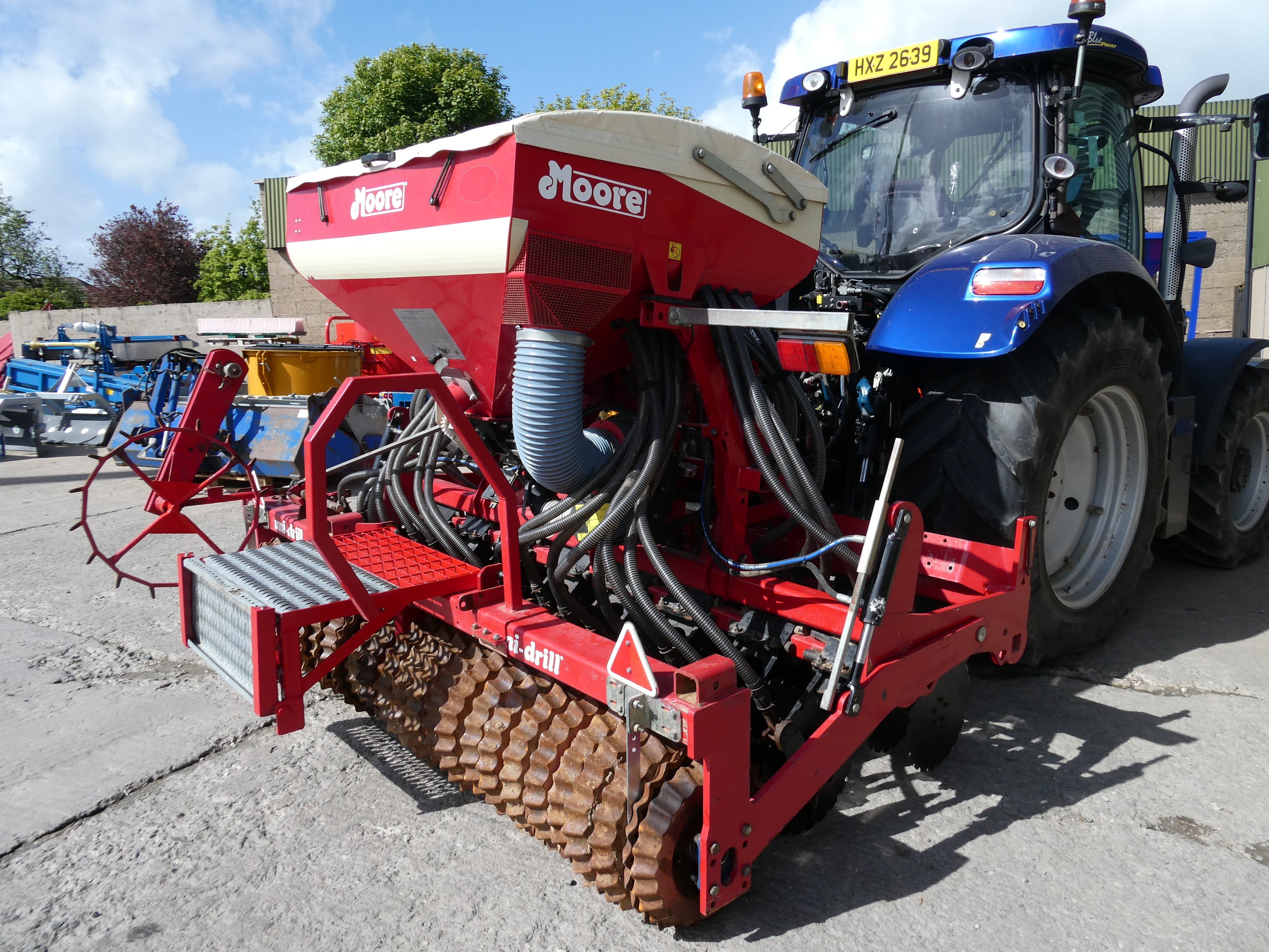 2020 Moore 32 row Grassland UniDrill