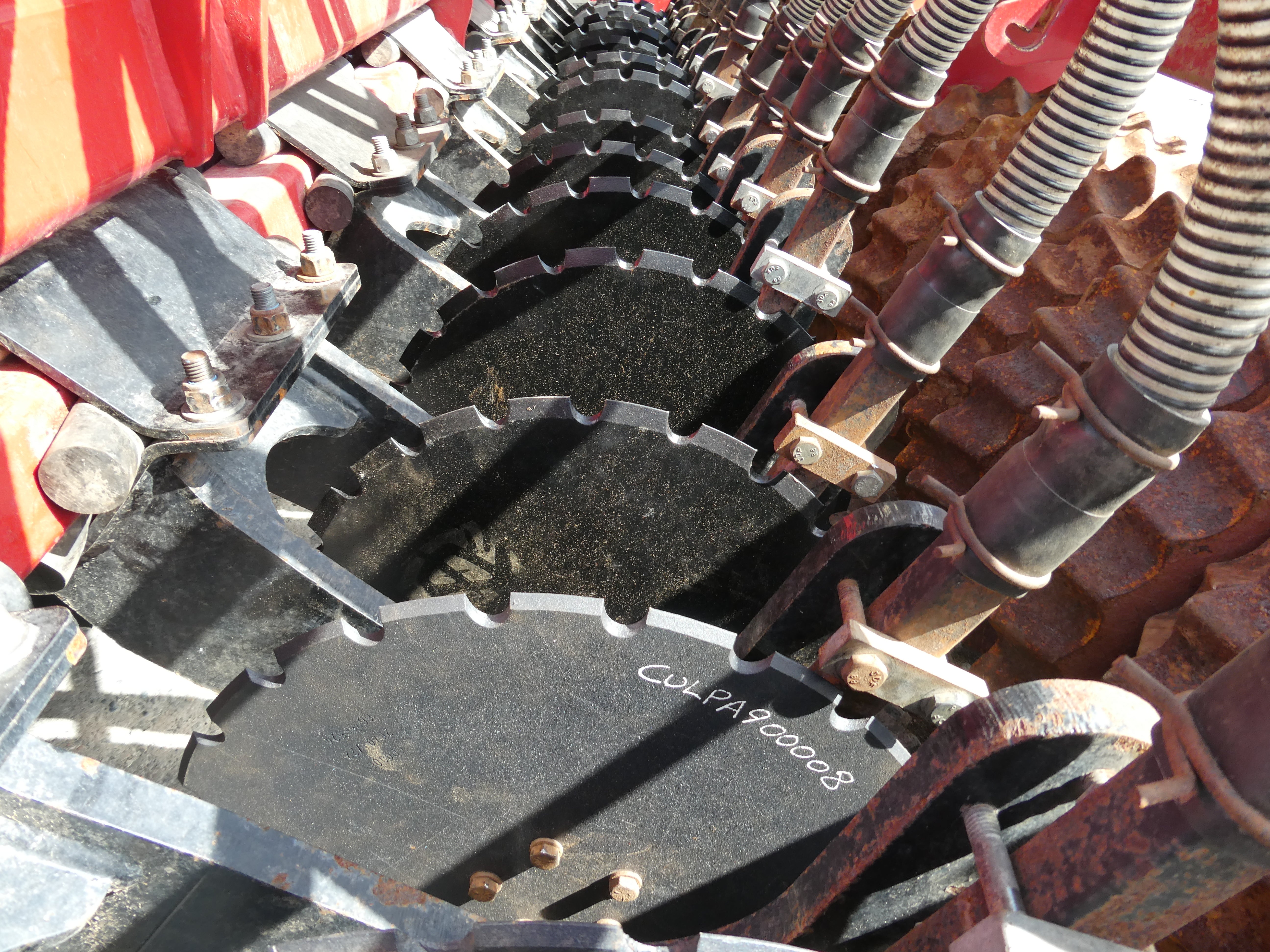 2020 Moore 32 row Grassland UniDrill