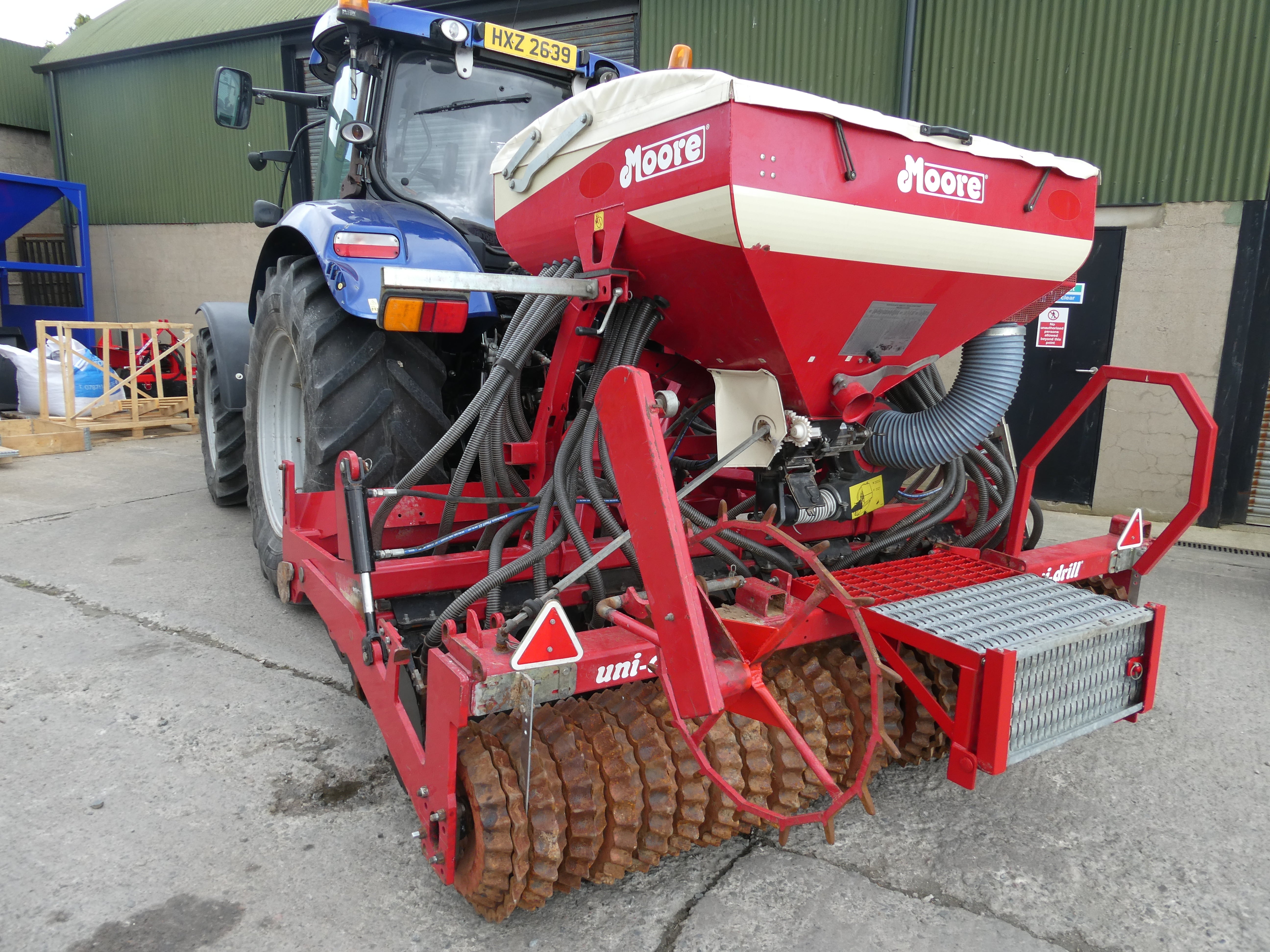 2020 Moore 32 row Grassland UniDrill