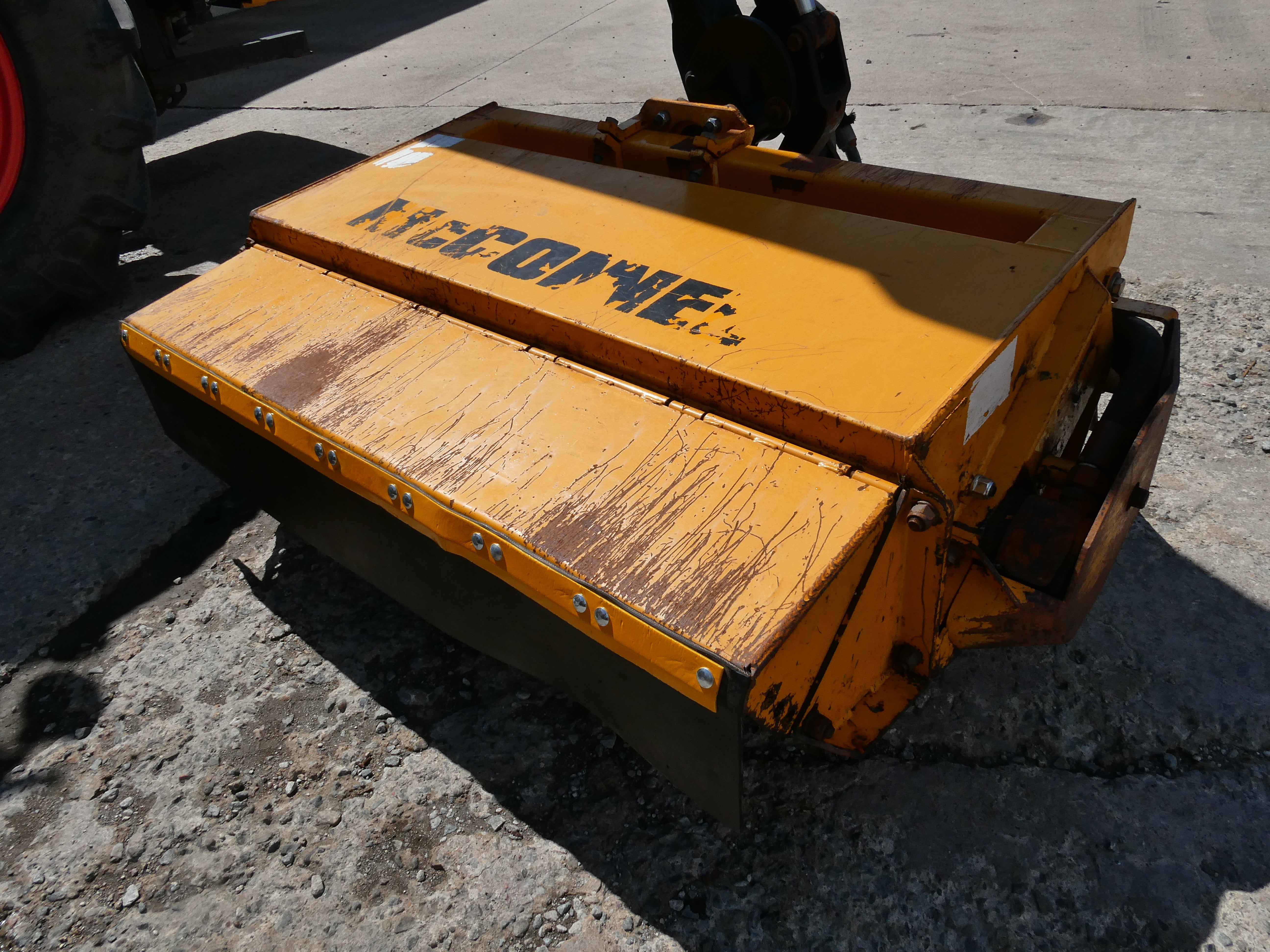 McConnel PA6070 Hedgecutter