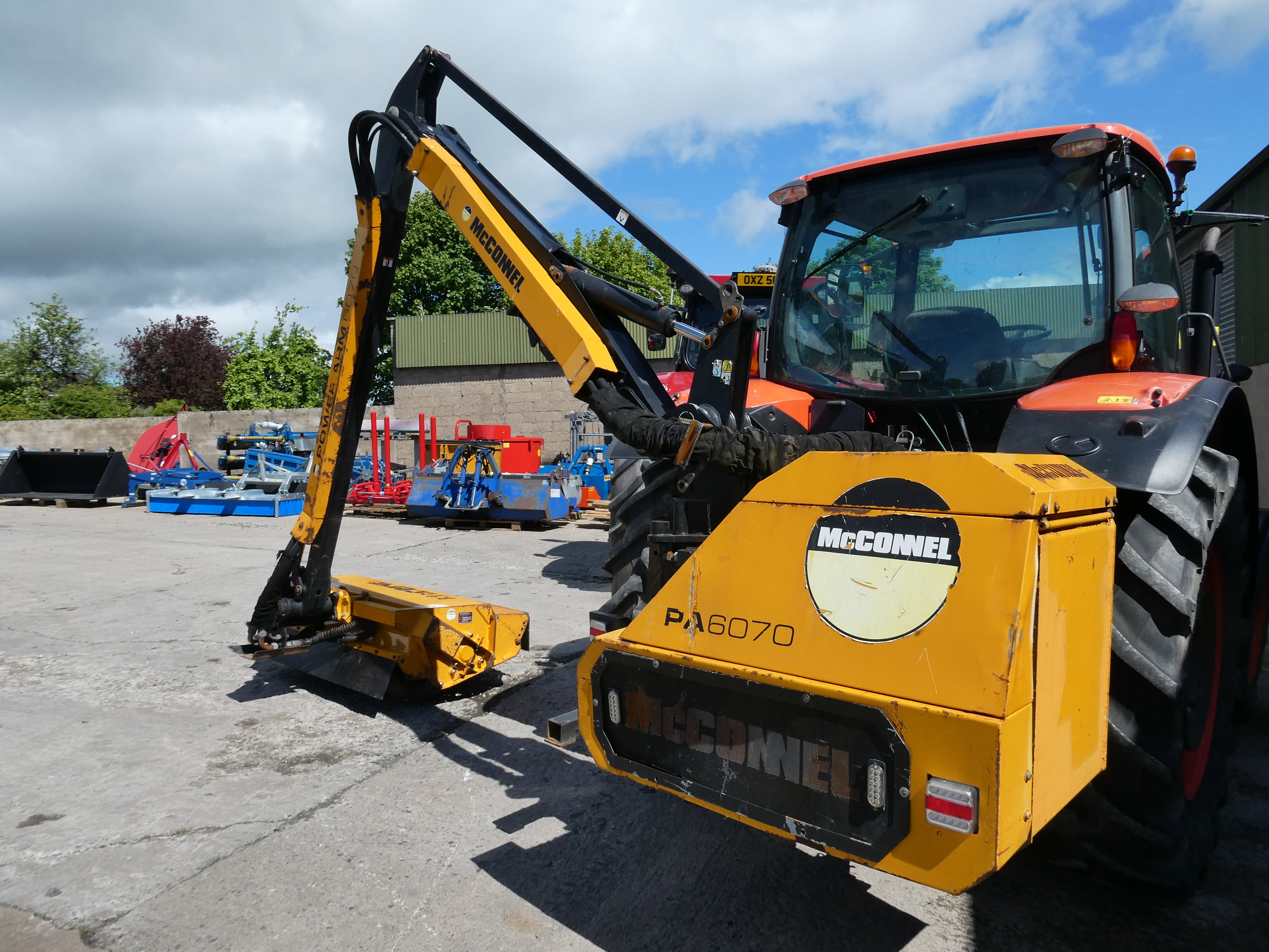 McConnel PA6070 Hedgecutter