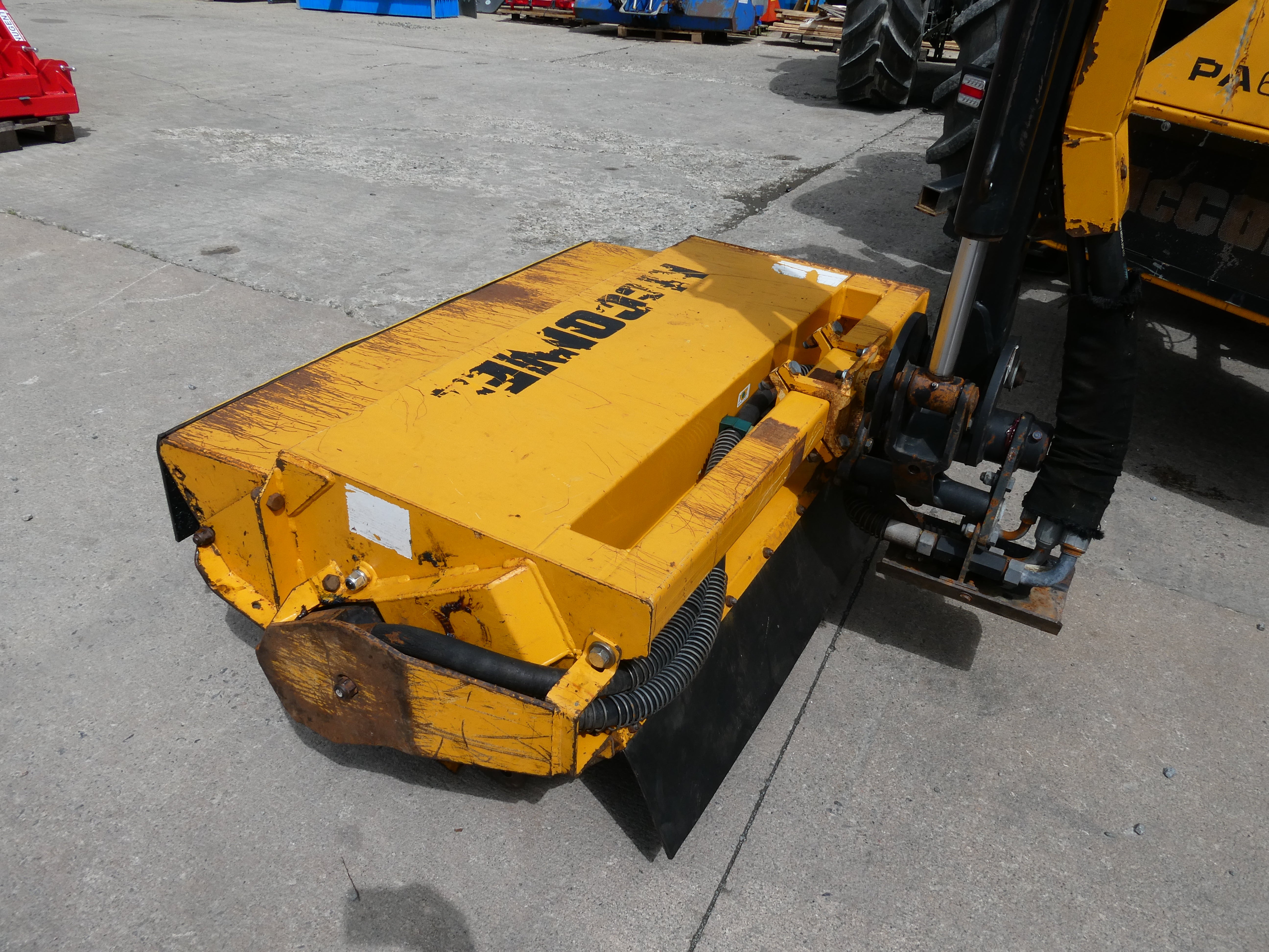 McConnel PA6070 Hedgecutter