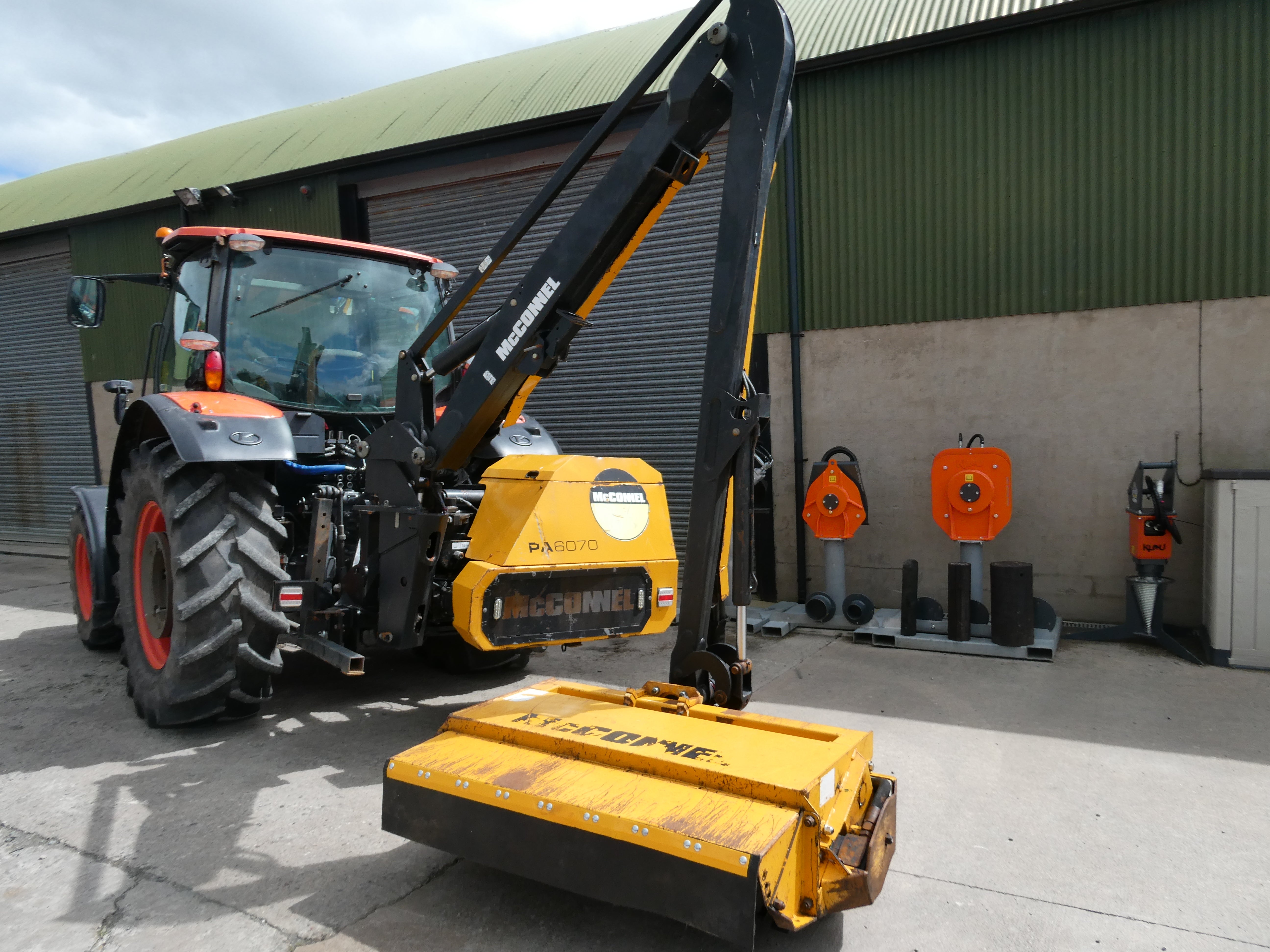 McConnel PA6070 Hedgecutter