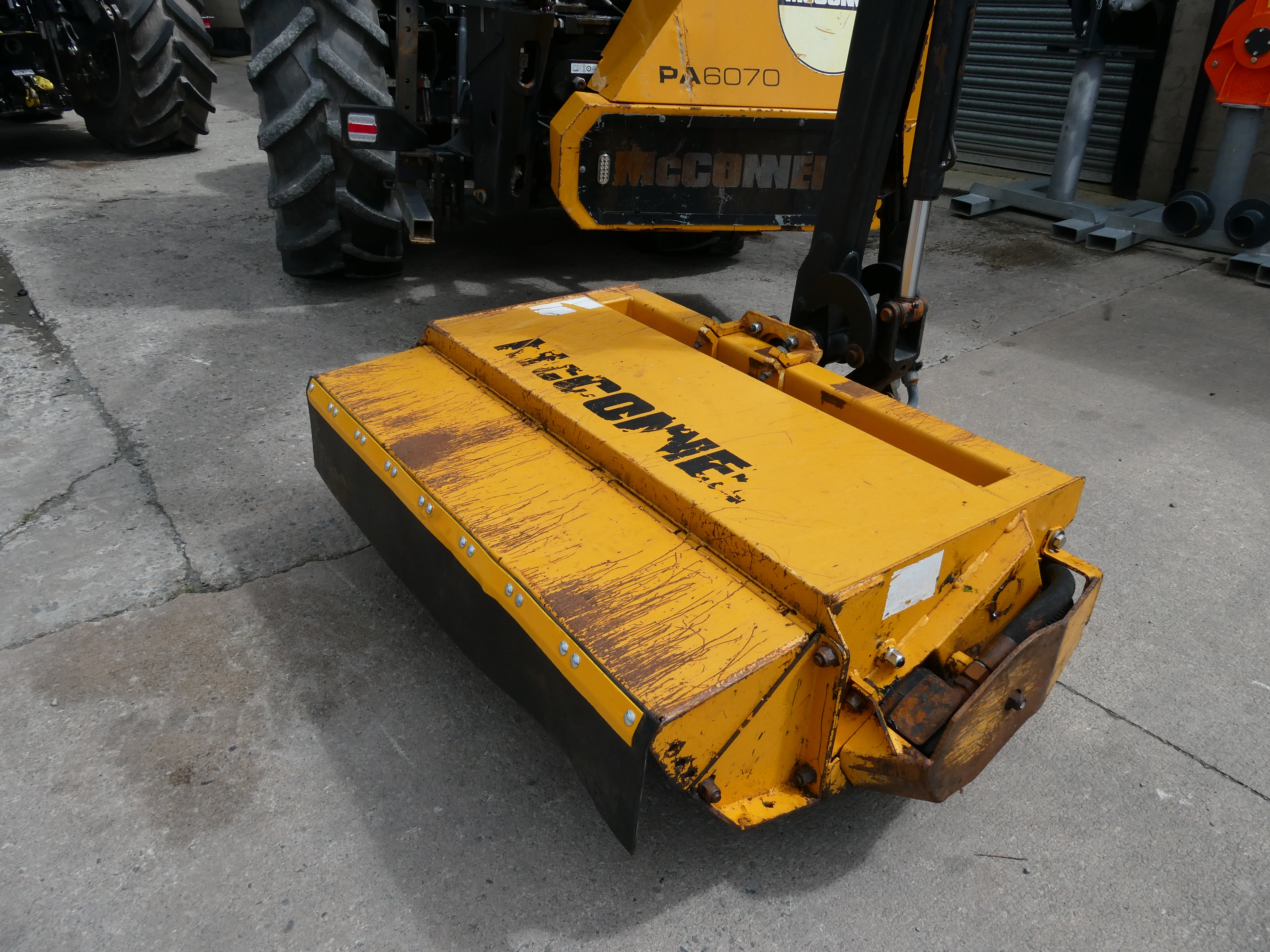 McConnel PA6070 Hedgecutter