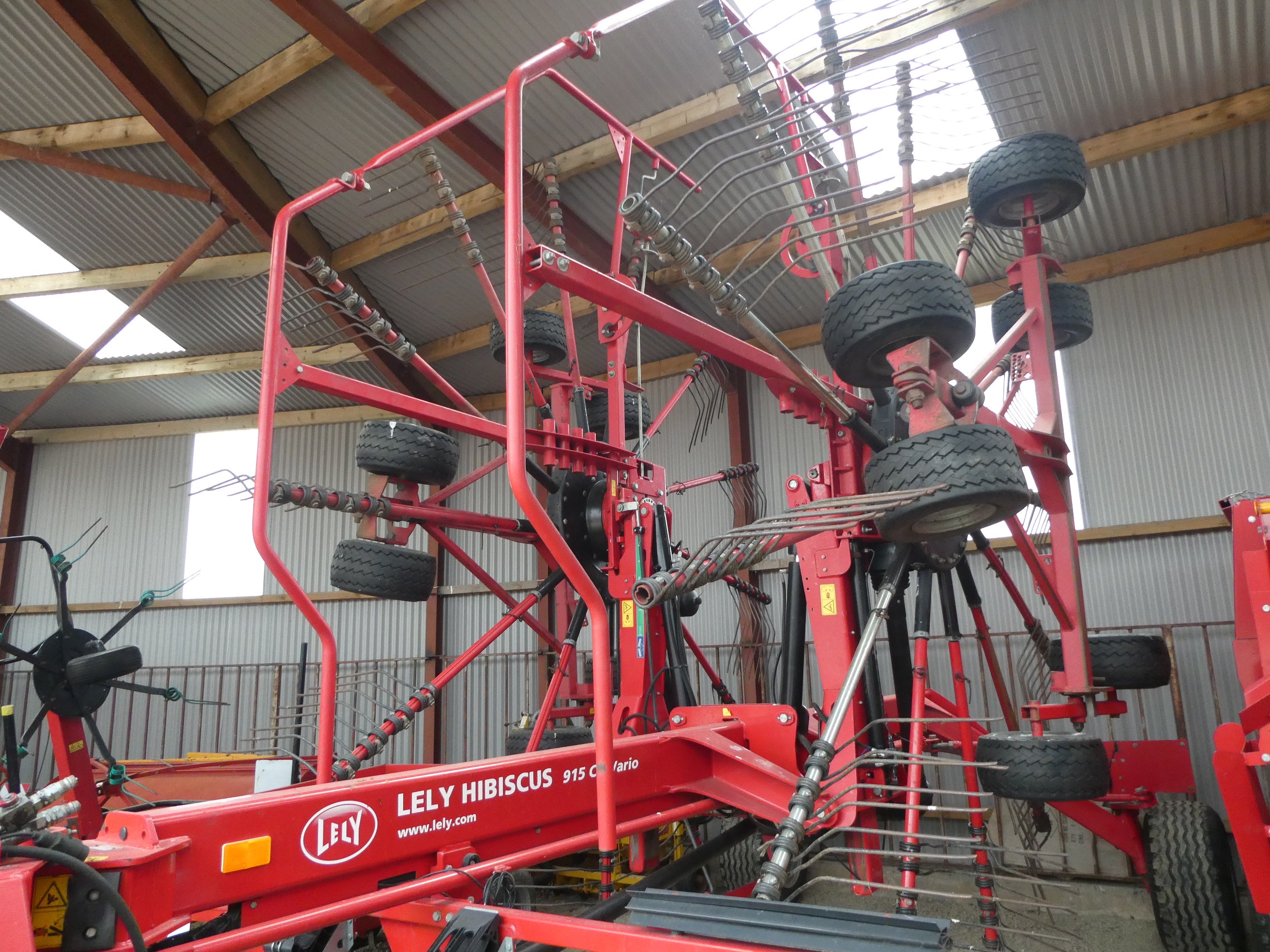 Lely Hibiscuis 915 Vario Rake