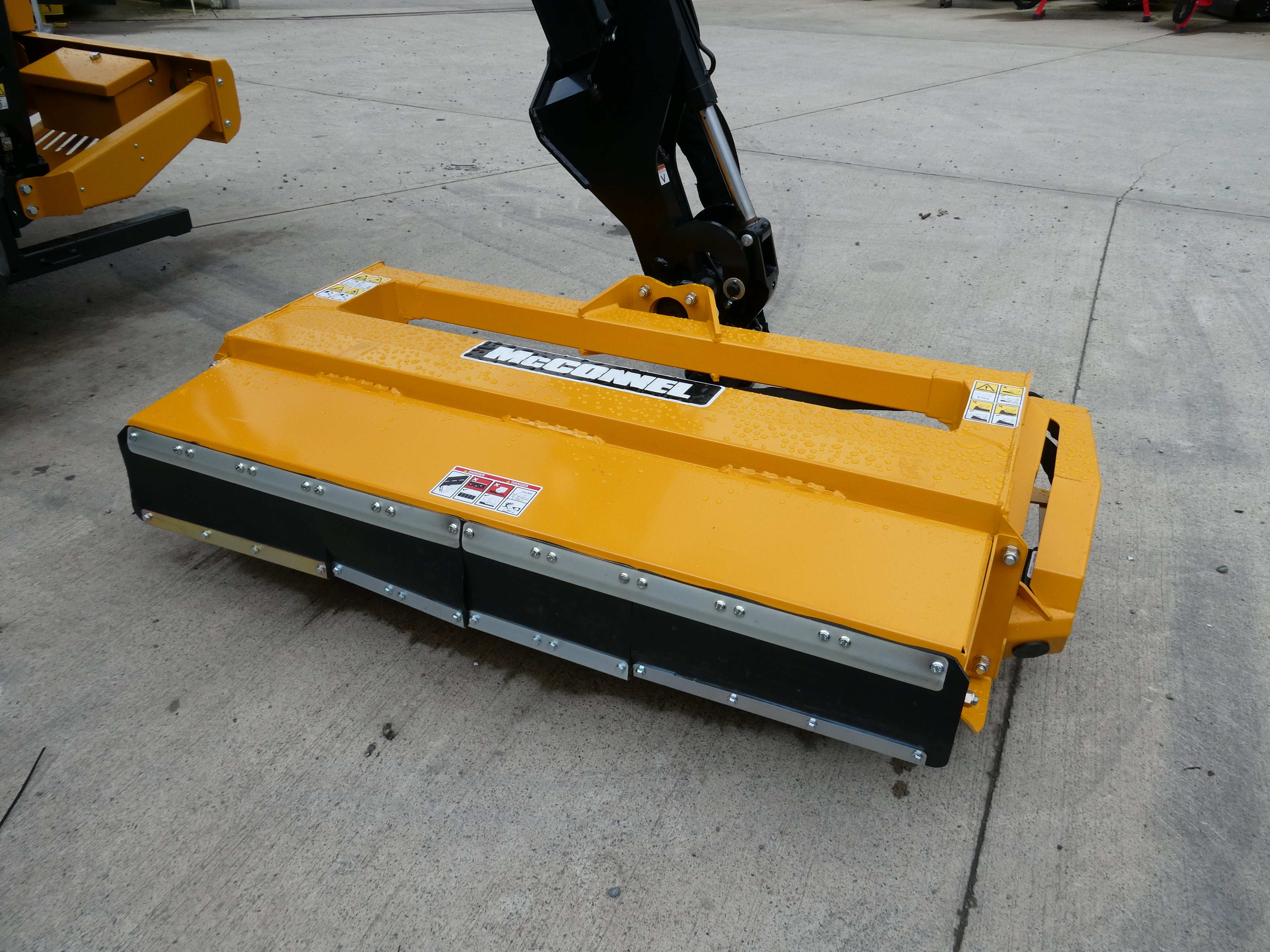Unused McConnel PA7282 Hedgecutter