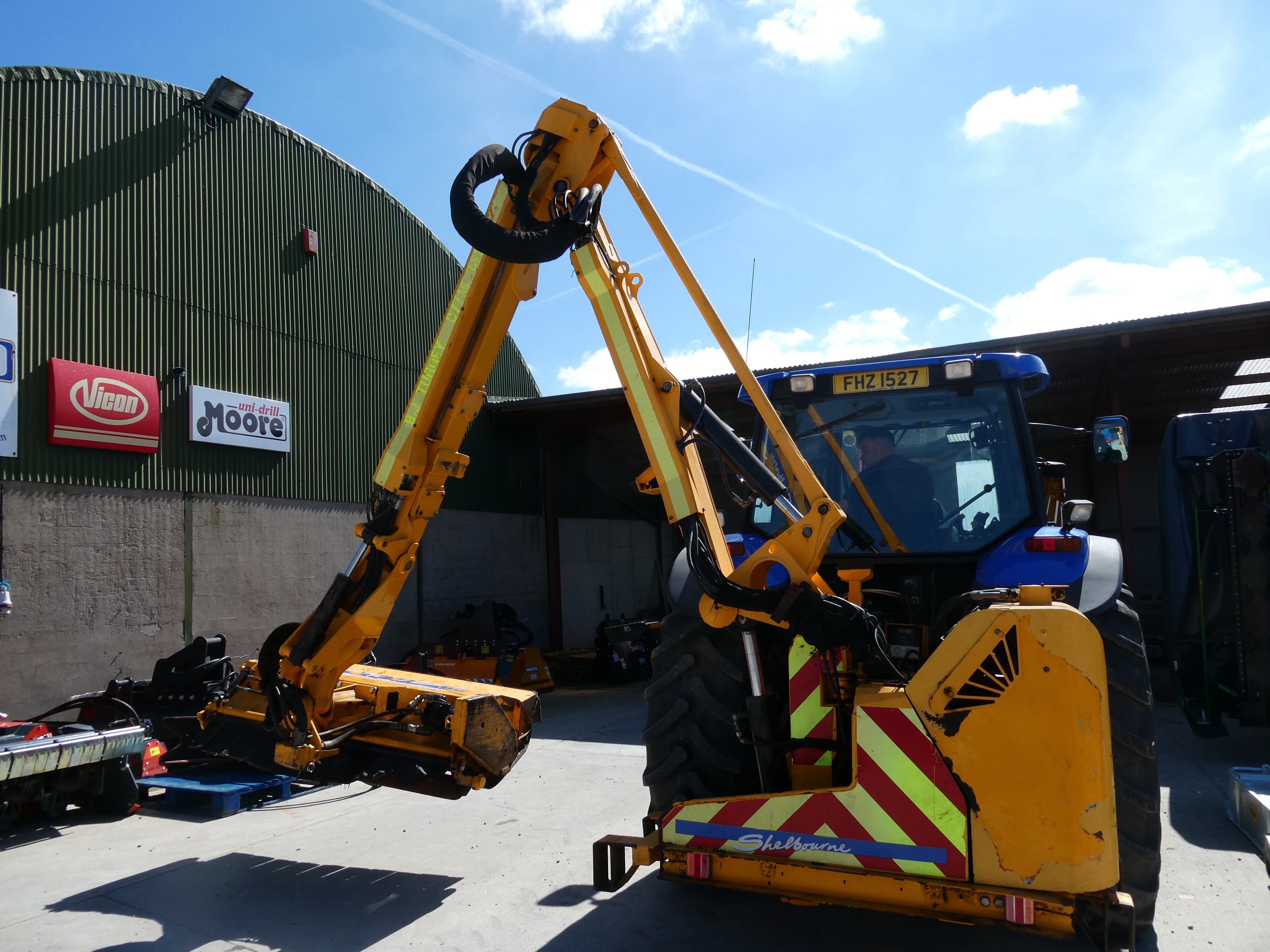 ShelbourneHD775VFR Hedgecutter