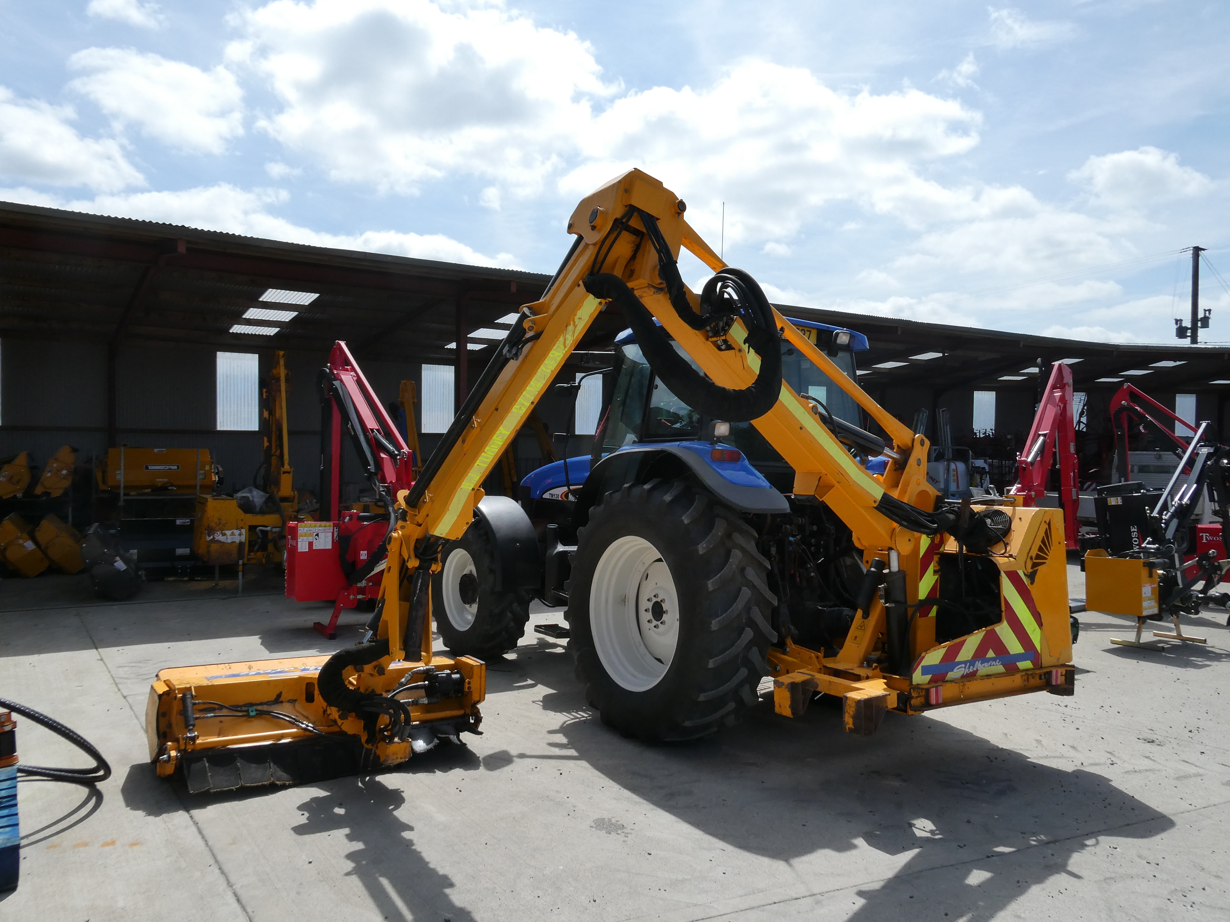 ShelbourneHD775VFR Hedgecutter