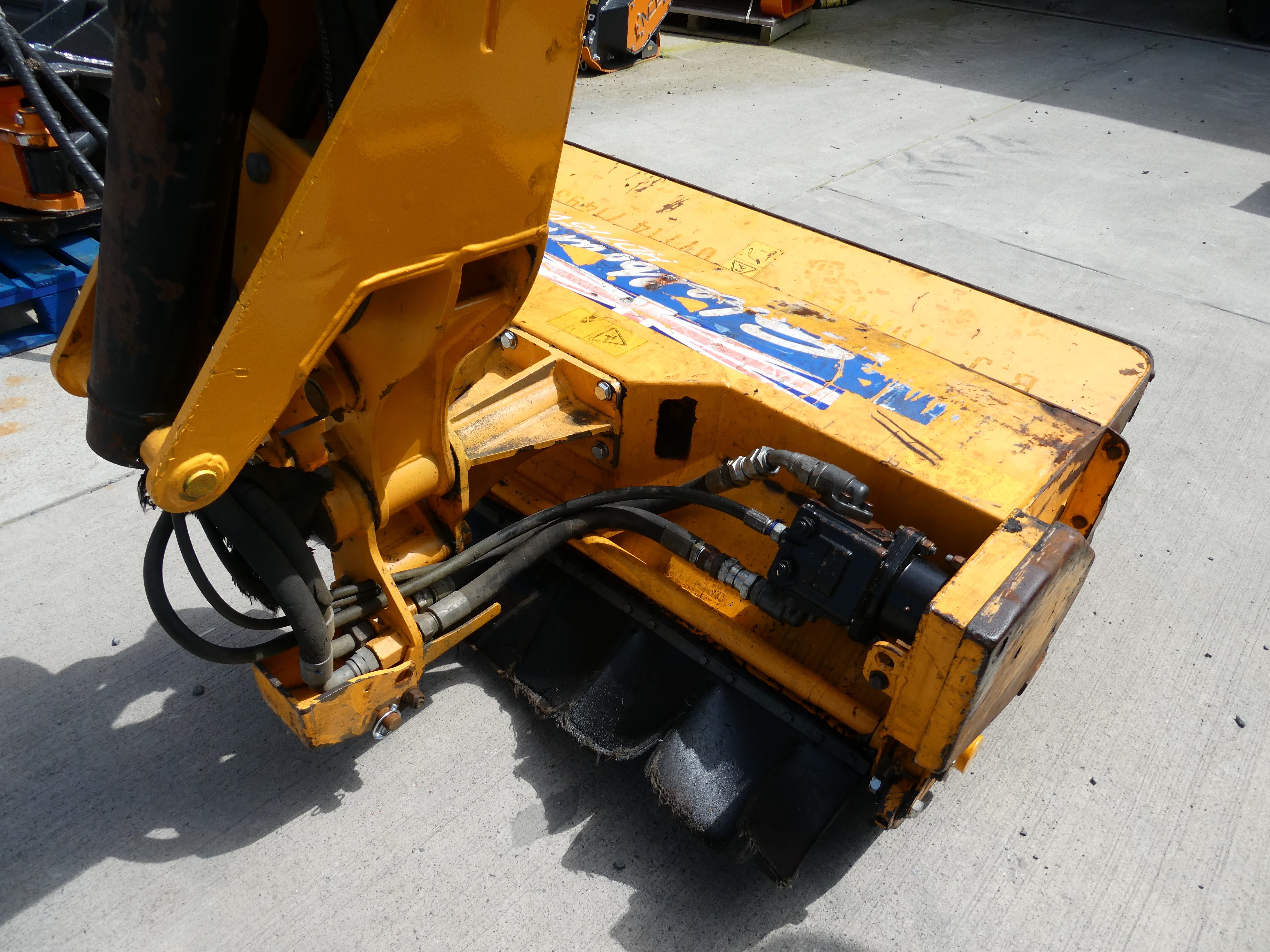 ShelbourneHD775VFR Hedgecutter