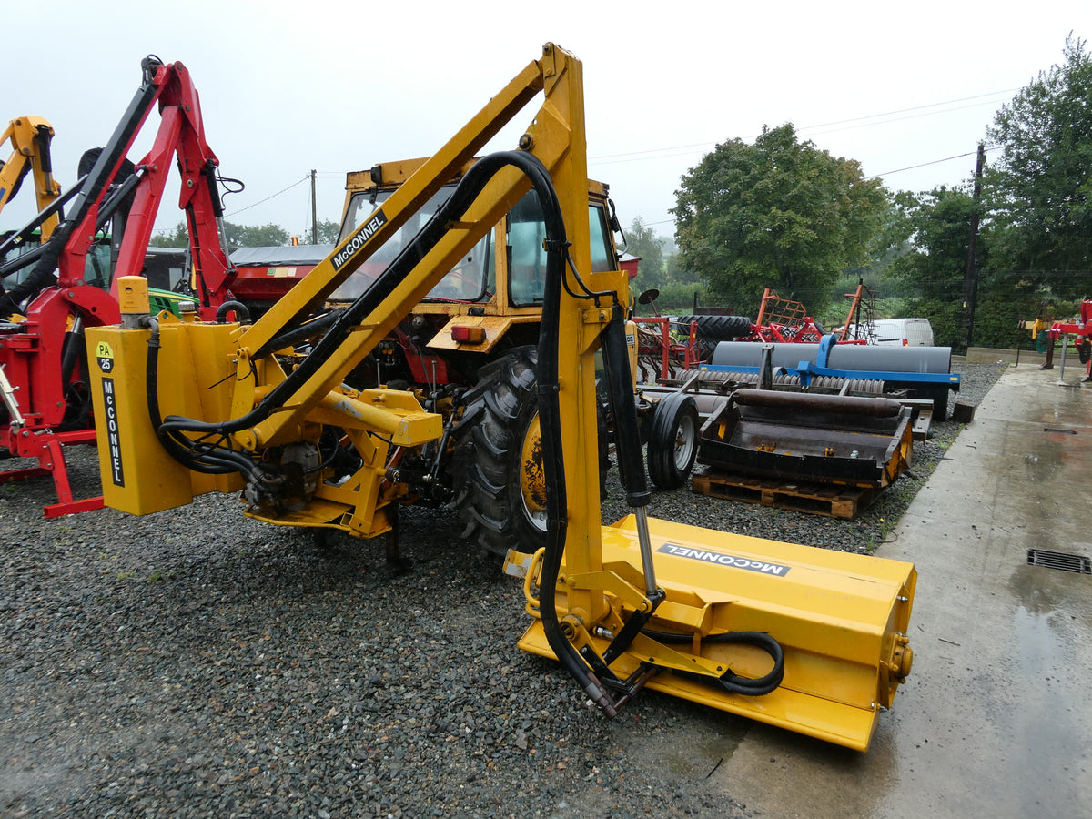 McConnel PA25 Hedgecutter