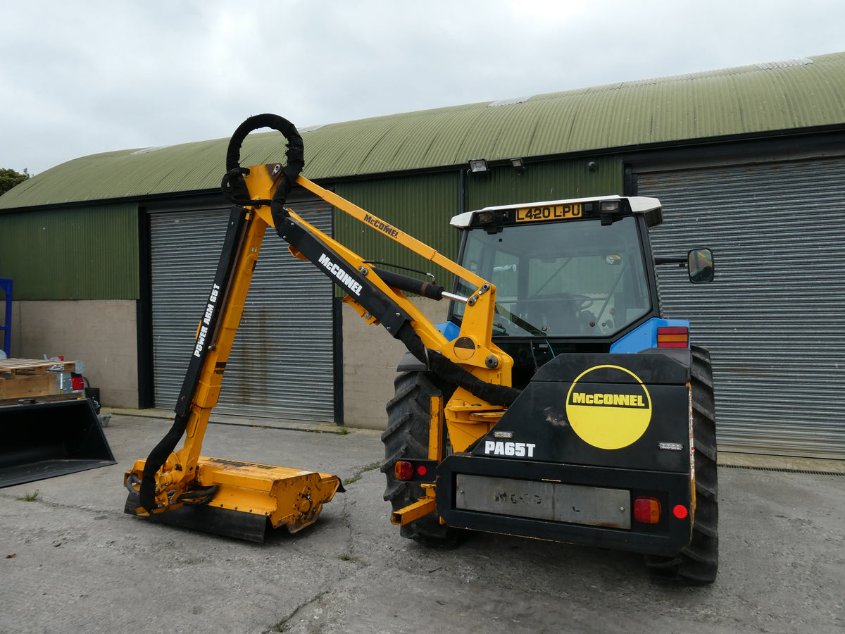 McConnel PA65T Hedgecutter