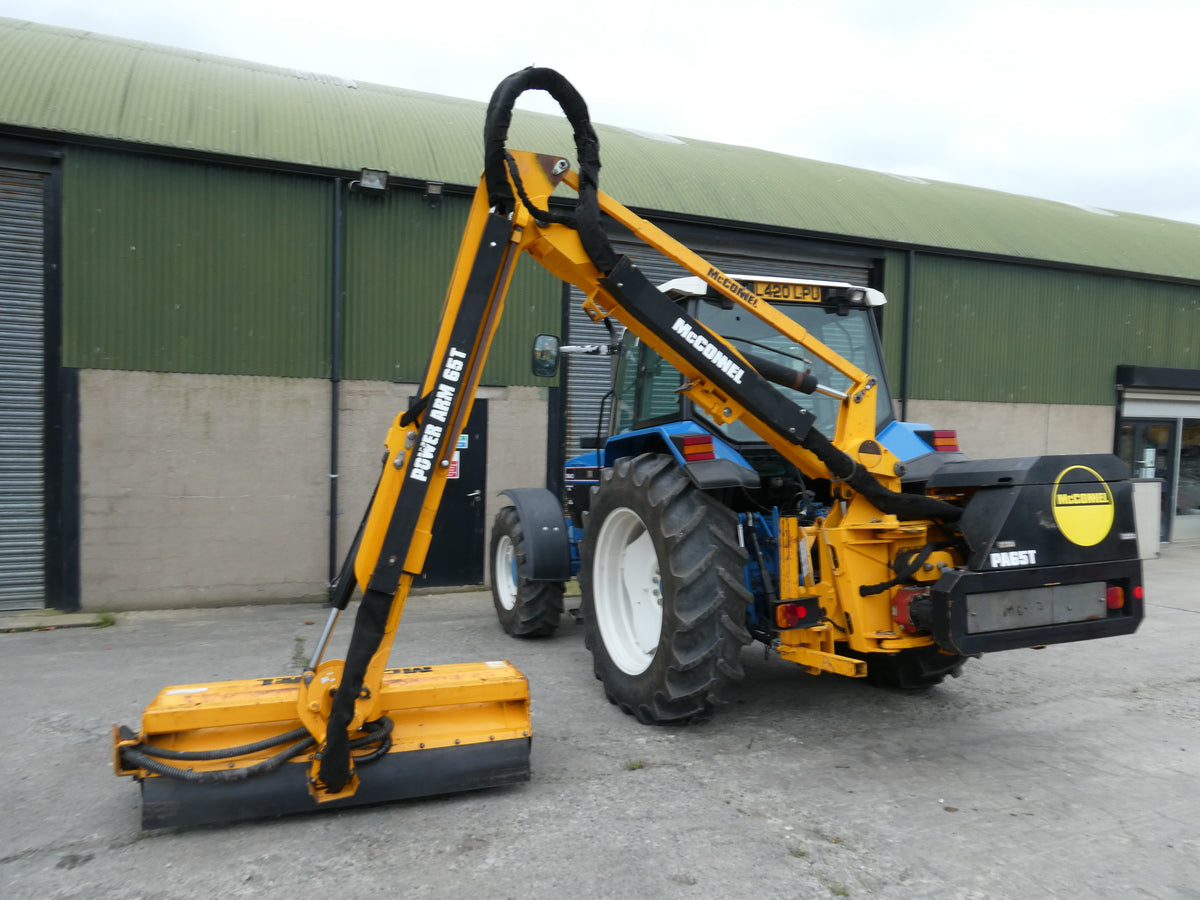McConnel PA65T Hedgecutter