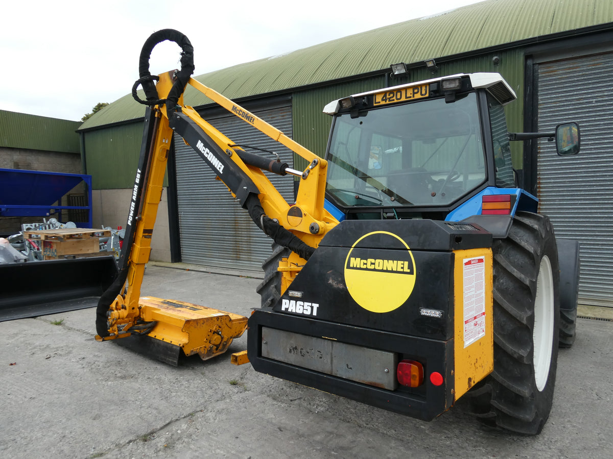 McConnel PA65T Hedgecutter