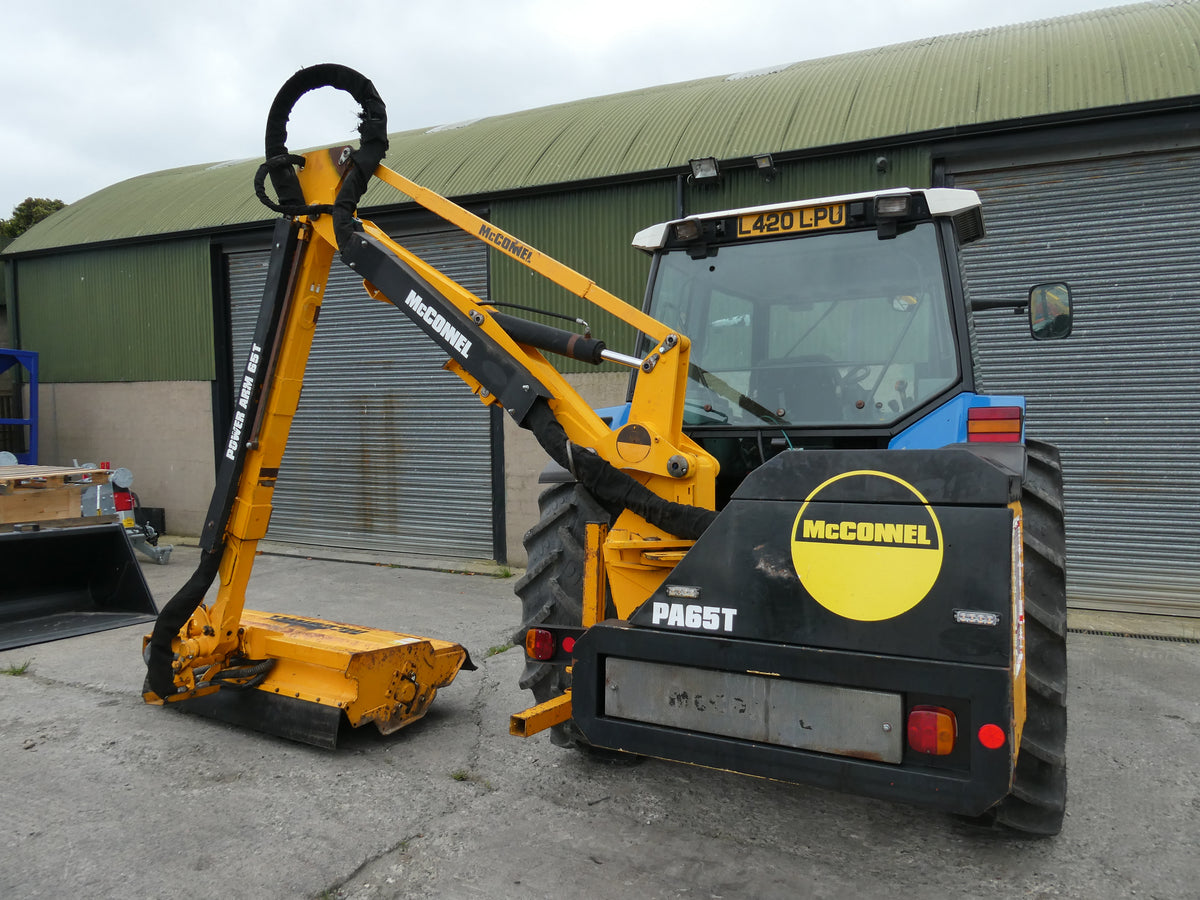 McConnel PA65T Hedgecutter