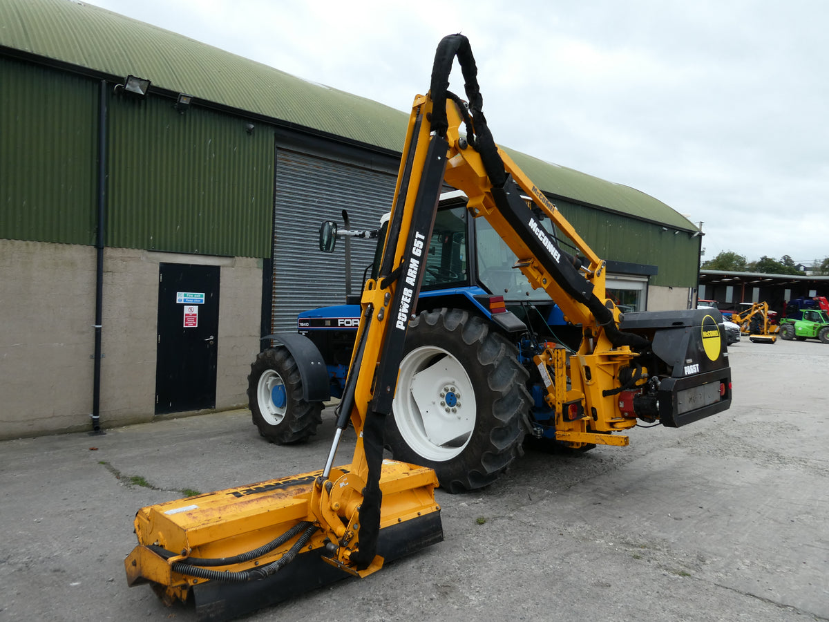 McConnel PA65T Hedgecutter
