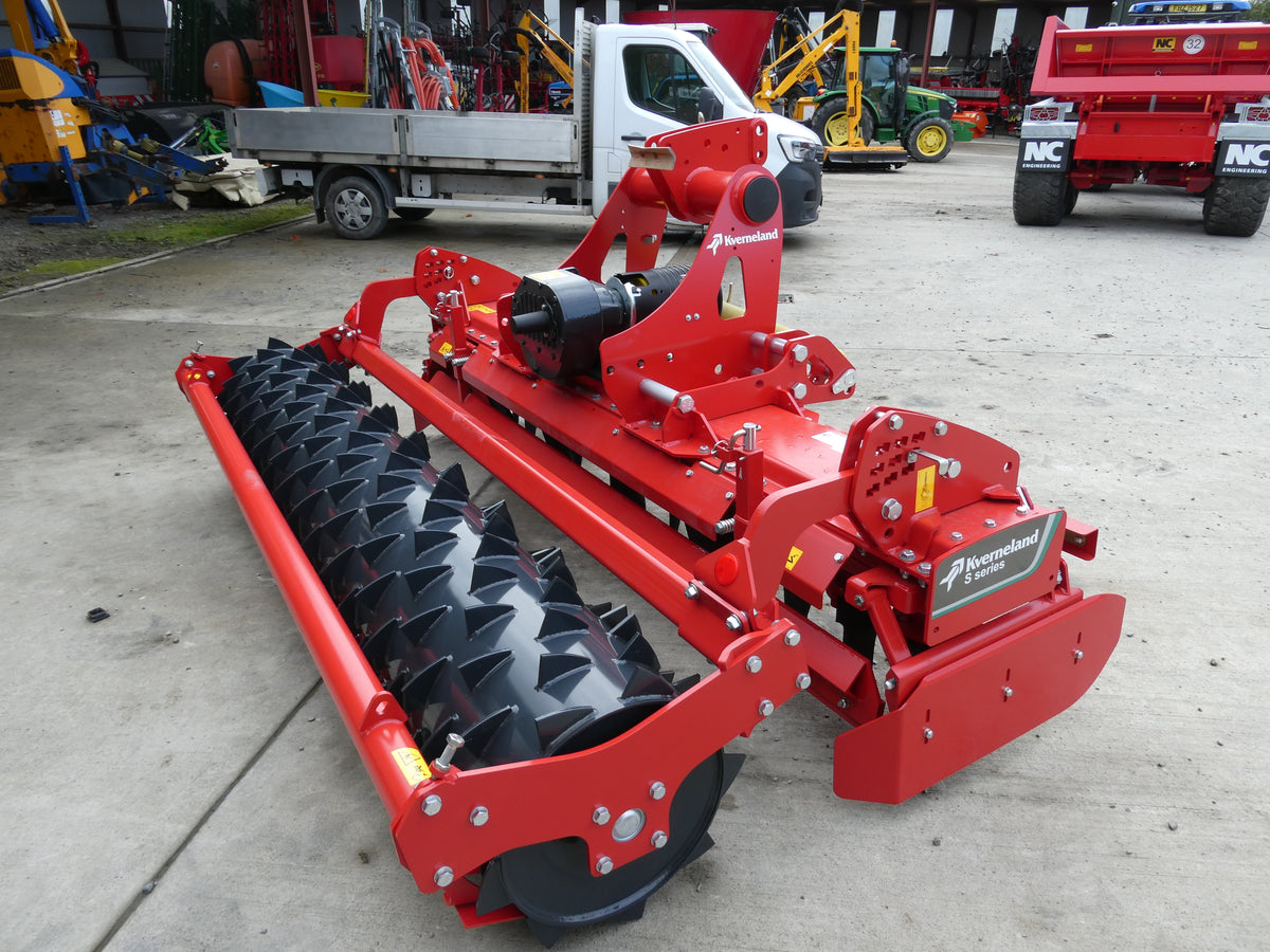 Kverneland 3mS Seris Power harrow