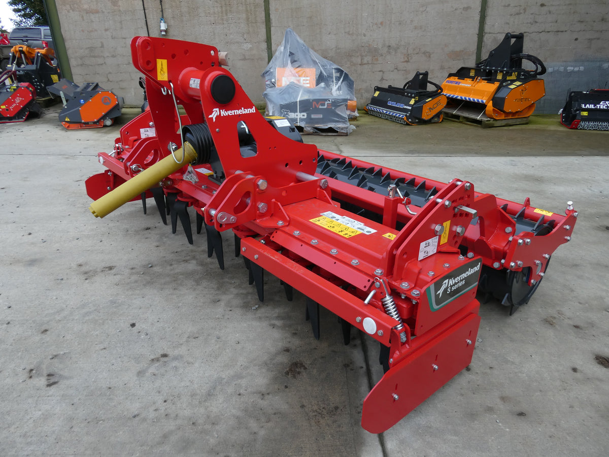 Kverneland 3mS Seris Power harrow