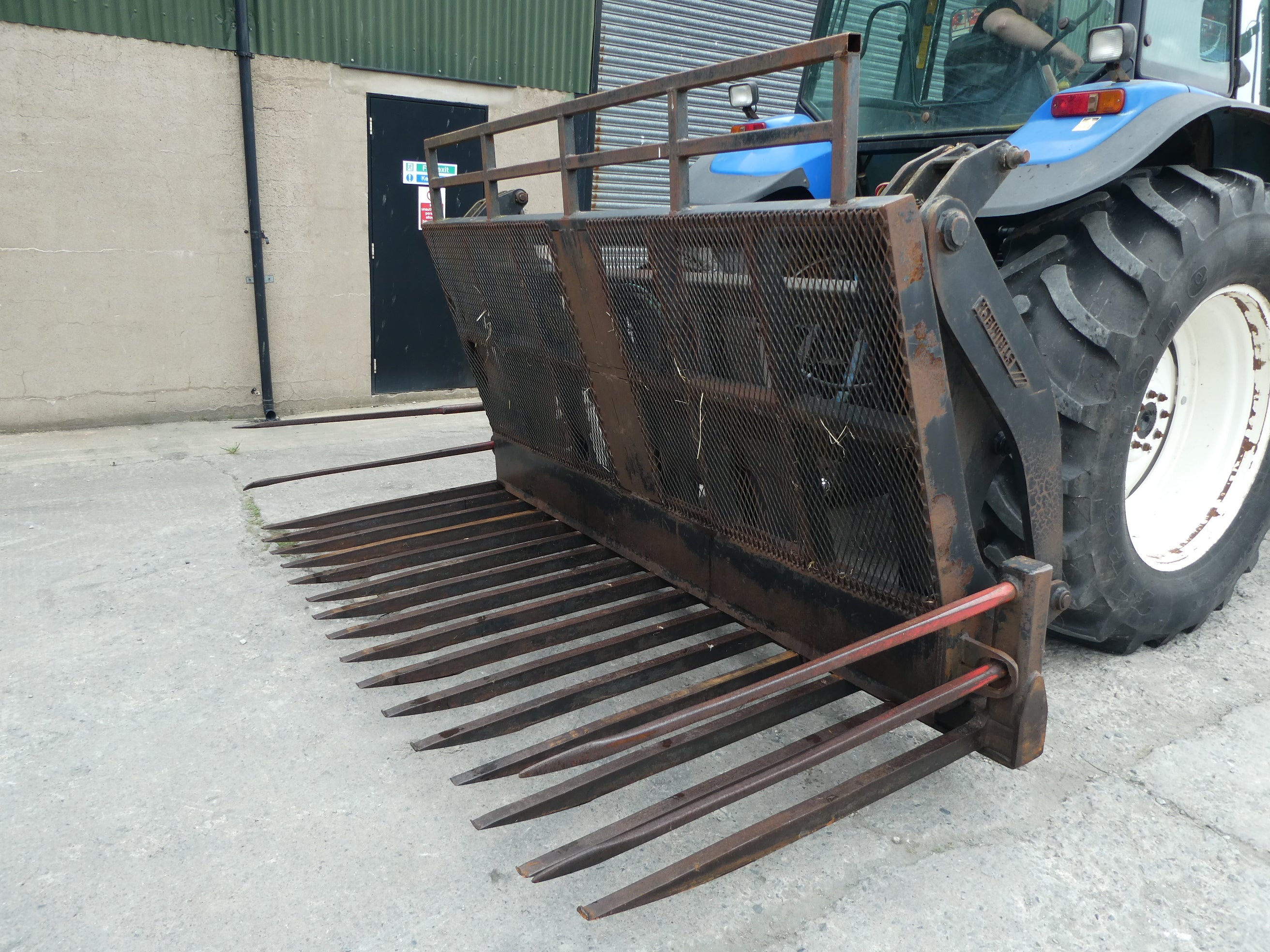 Strimech 16 Tine Heavy Duty Buckrake