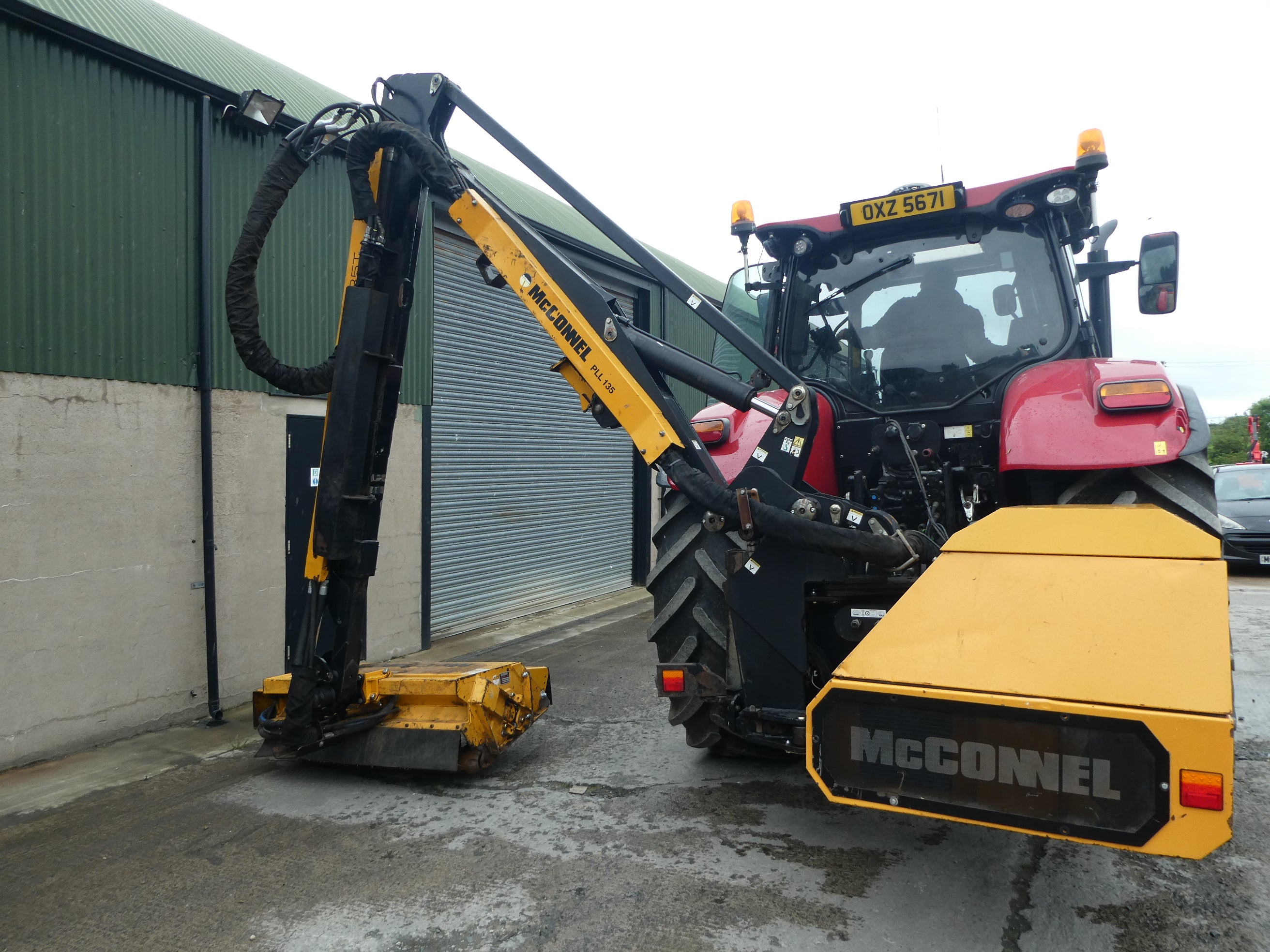 McConnel PA8085T Hedgecutter