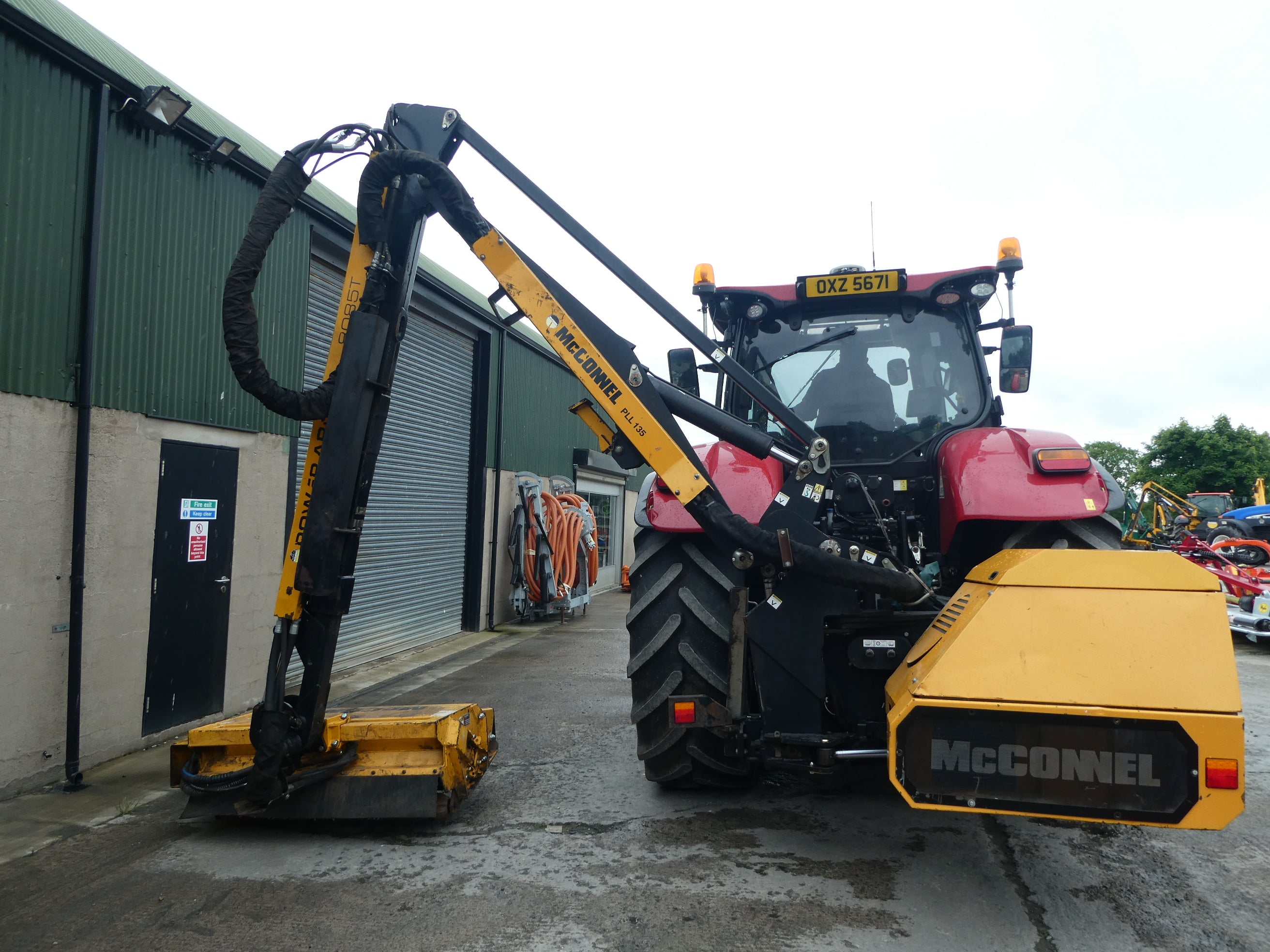 McConnel PA8085T Hedgecutter