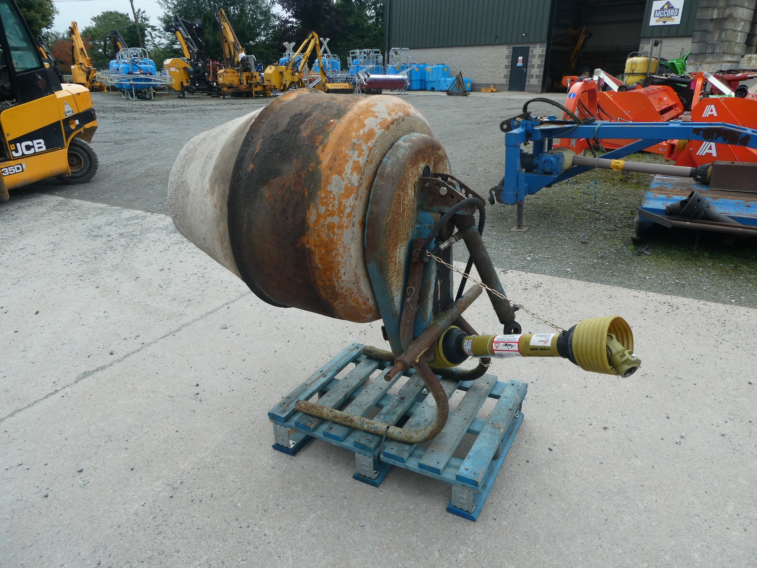 Rear Tip PTO cement Mixer